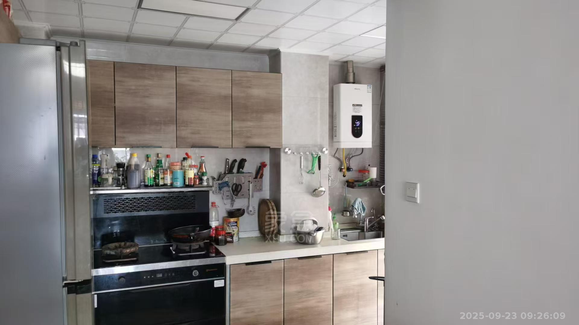 武广国际学苑  3室2厅1卫    1900.0元/月室内图