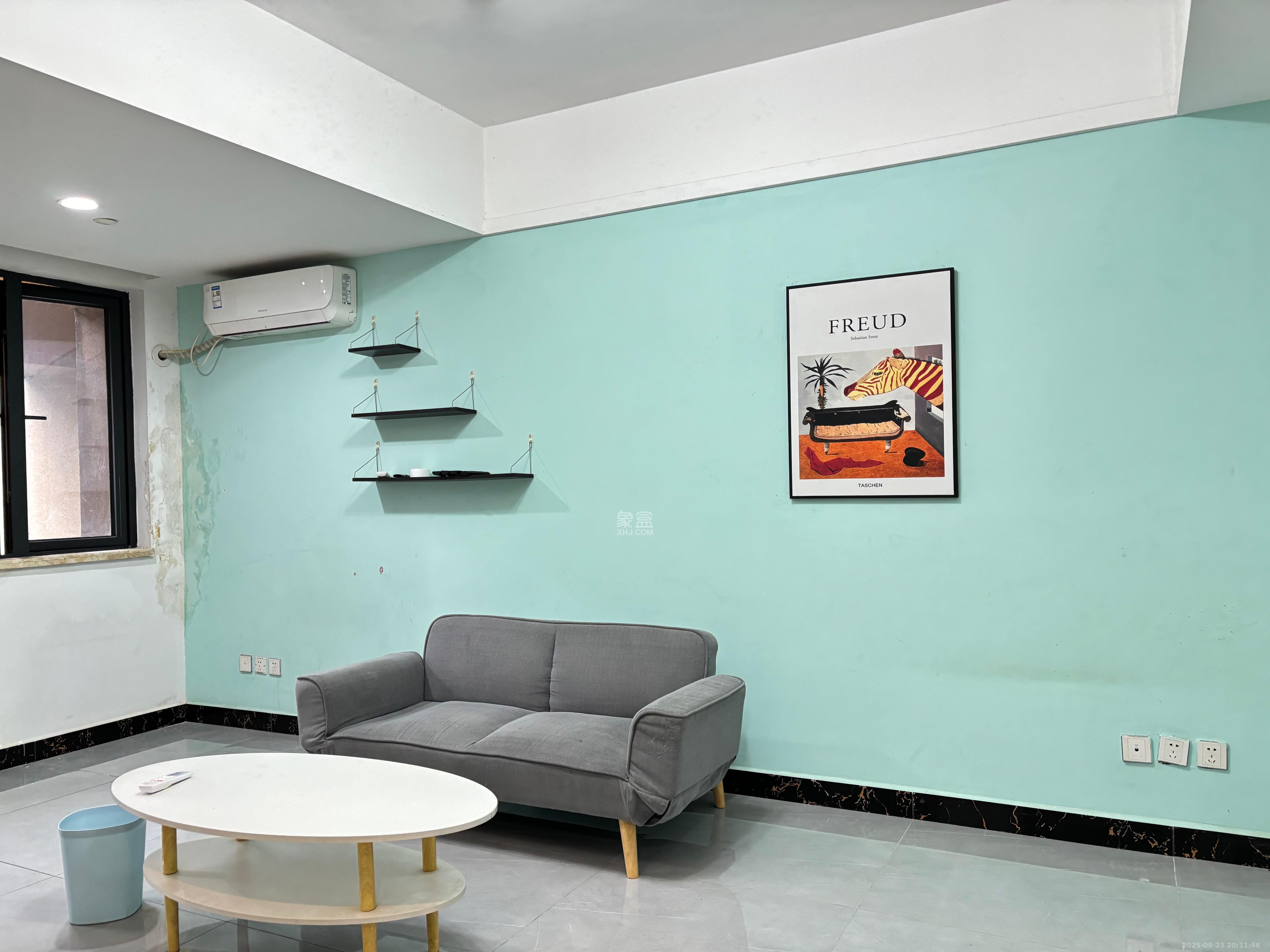 德思勤城市广场(宝格丽公寓) 1室1厅1卫 2200.0元/月 德思勤城市广场(宝格丽公寓) 1室1厅1卫 2200.0元/月室内图