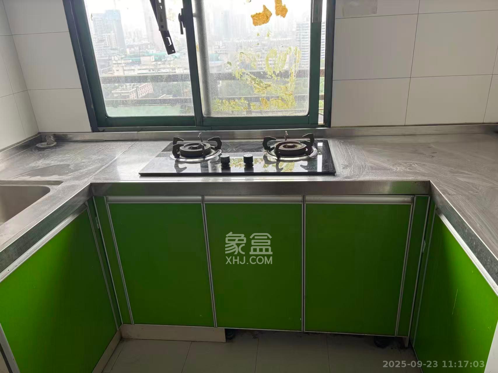 香格里嘉园 3室1厅2卫 2800.0元/月 香格里嘉园 3室1厅2卫 2800.0元/月室内图