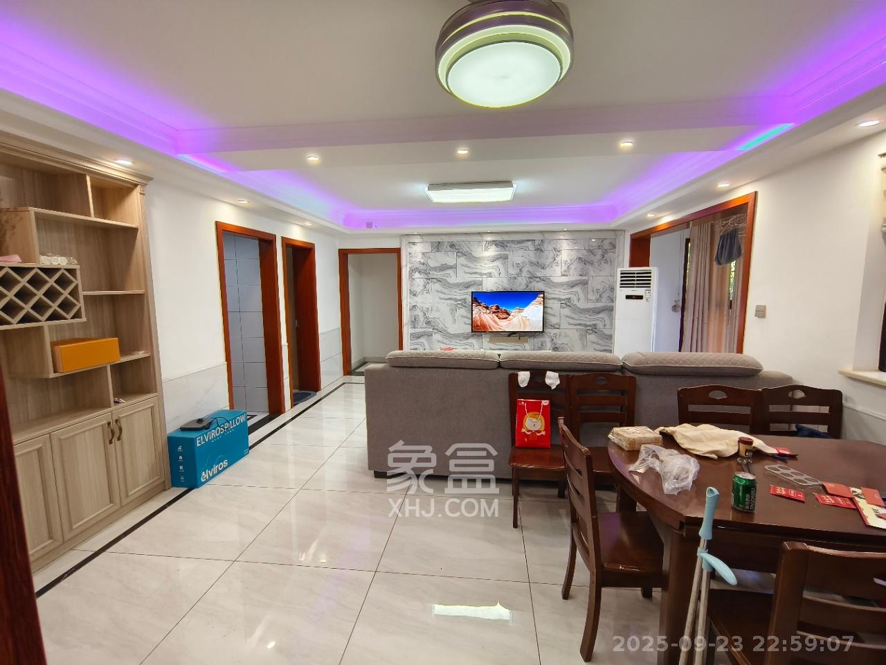 时代倾城三期 4室2厅2卫 2300.0元/月 时代倾城三期 4室2厅2卫 2300.0元/月室内图