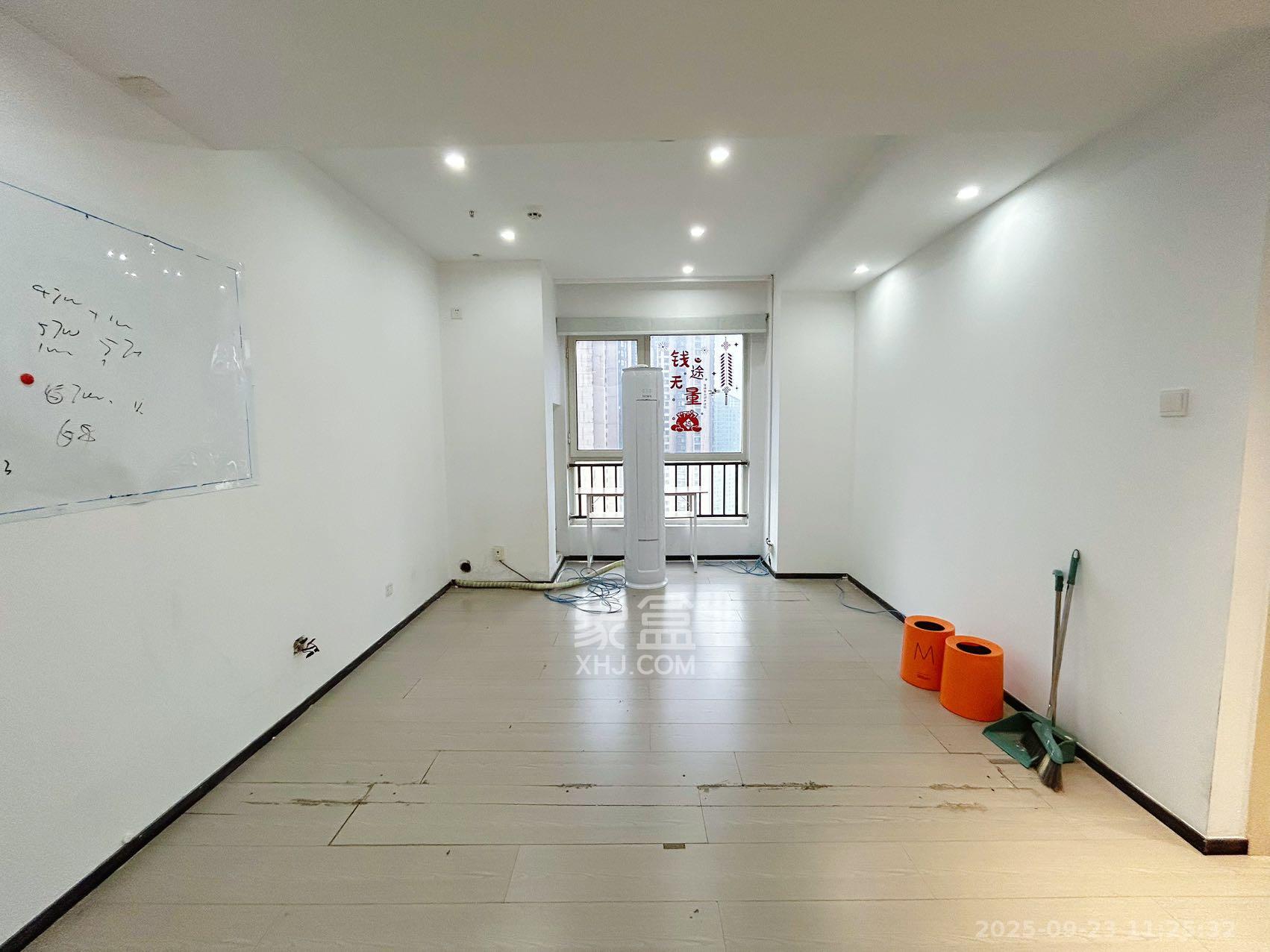 北辰三角洲B1E1区 1室1厅1卫 5000.0元/月 北辰三角洲B1E1区 1室1厅1卫 5000.0元/月室内图