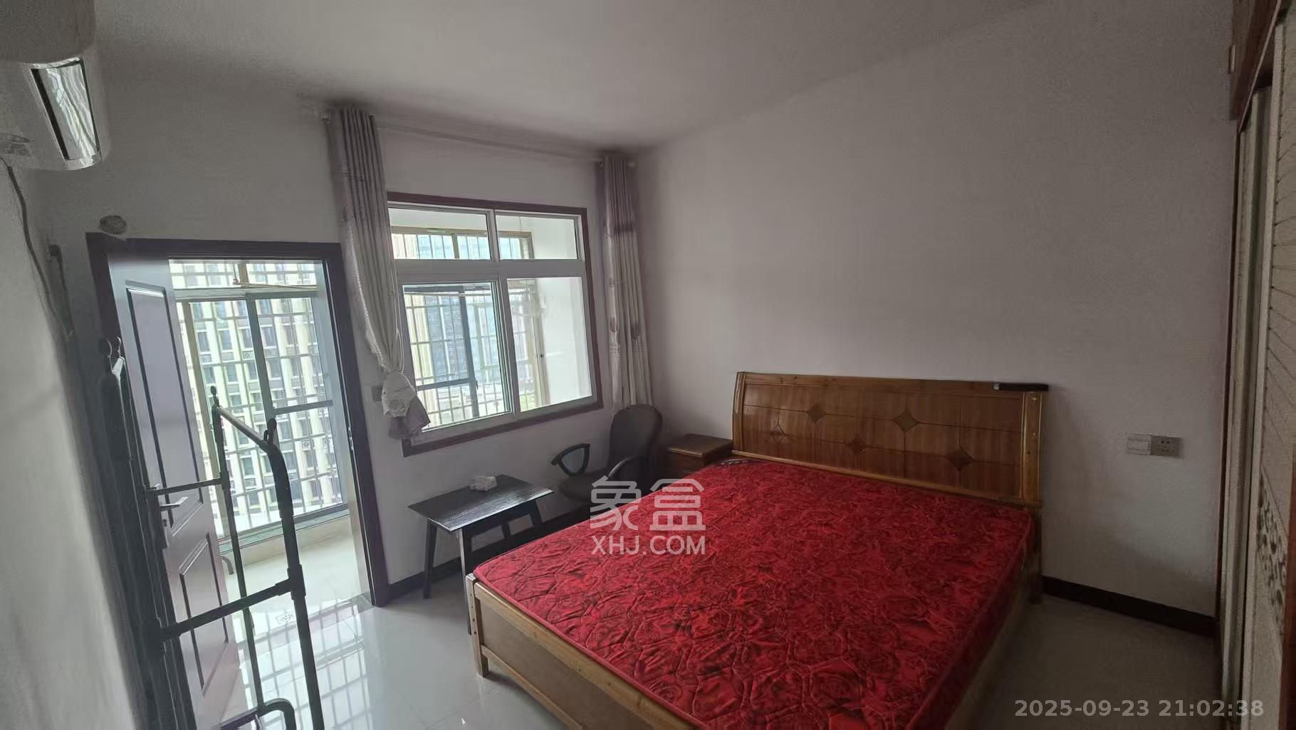 洋湖景园 3室1厅1卫 2400.0元/月 洋湖景园 3室1厅1卫 2400.0元/月室内图