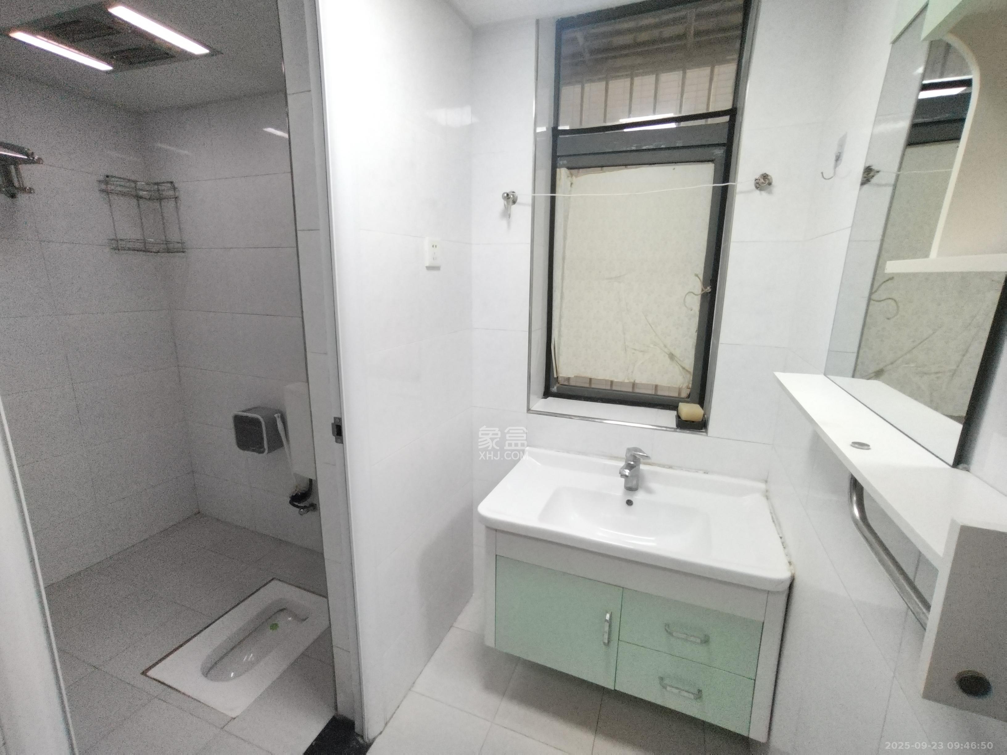 茶山馨苑  2室2厅1卫    2000.0元/月室内图