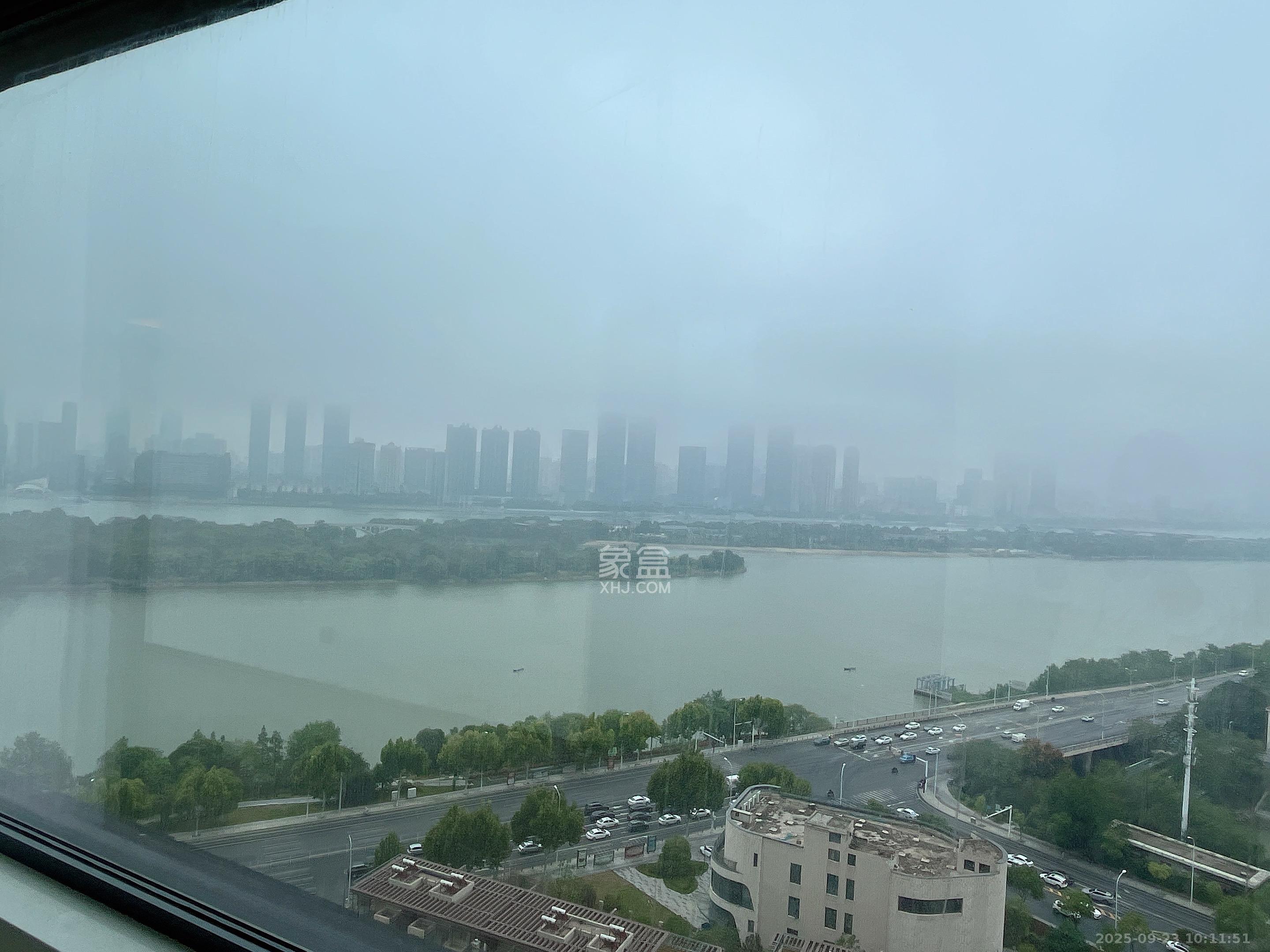 江山印 5室2厅3卫 24800.0元/月 江山印 5室2厅3卫 24800.0元/月室内图