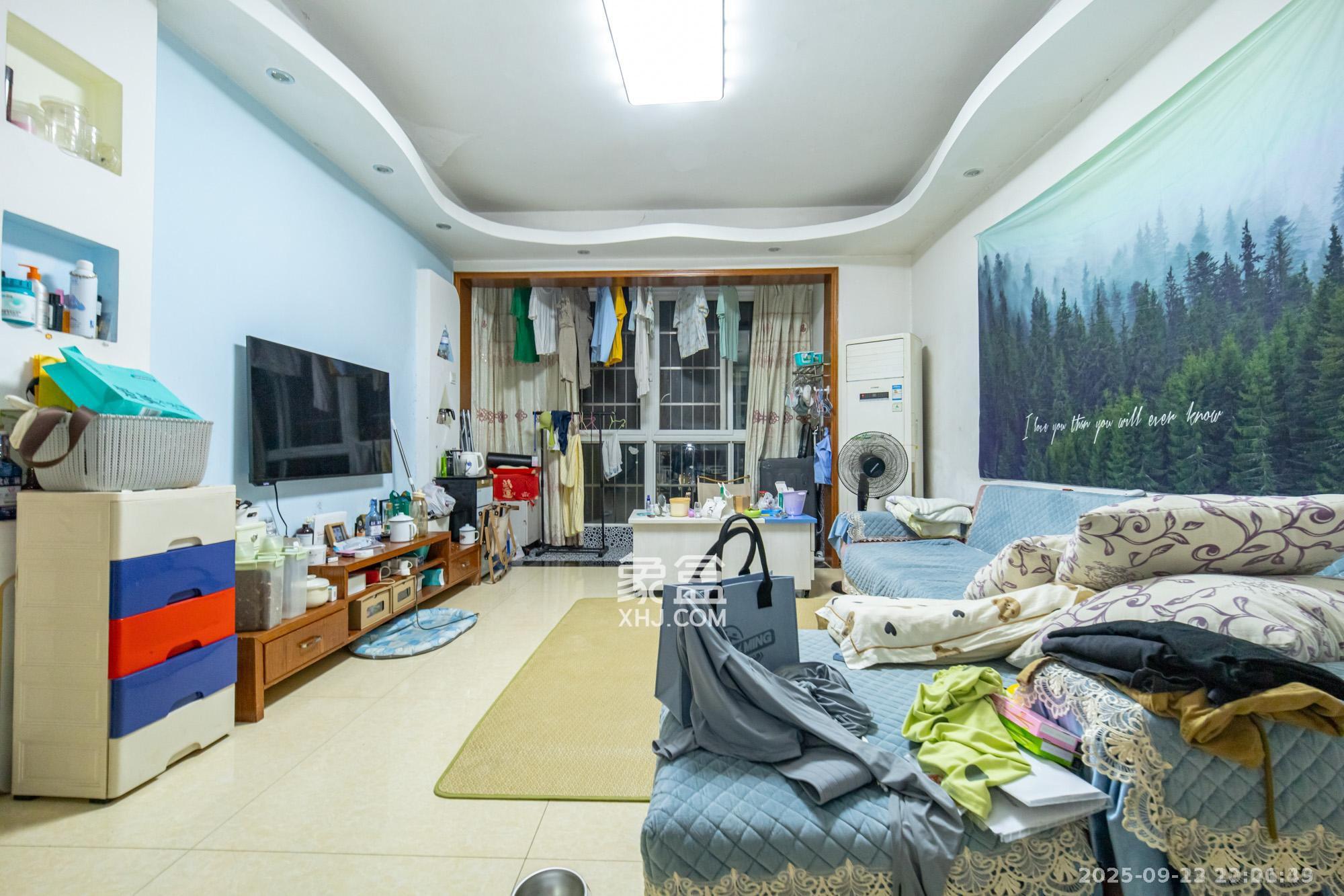 楚天世纪城东苑  3室2厅1卫    1600.0元/月