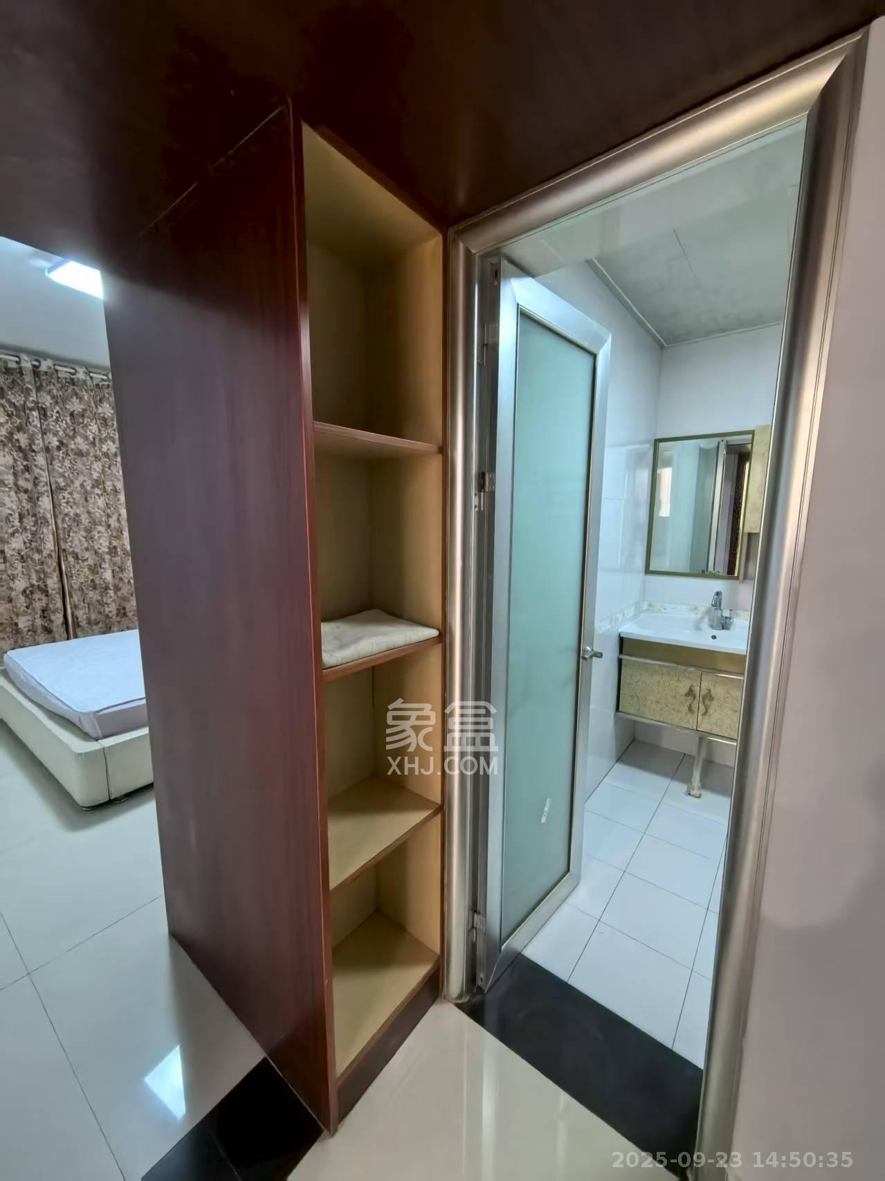 先锋新宇 3室2厅2卫 2200.0元/月 先锋新宇 3室2厅2卫 2200.0元/月室内图