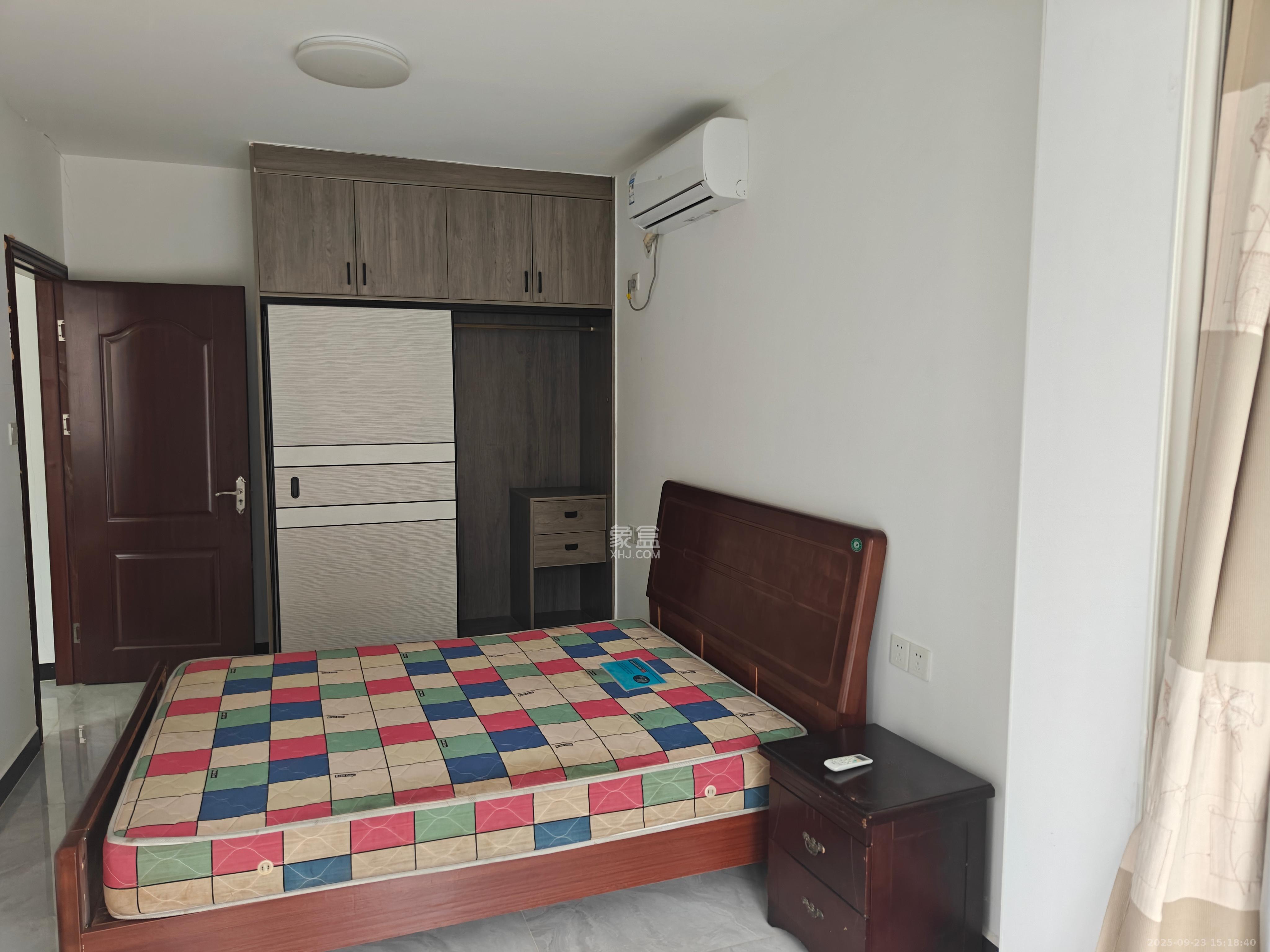 天凯东苑 1室1厅1卫 1200.0元/月 天凯东苑 1室1厅1卫 1200.0元/月室内图