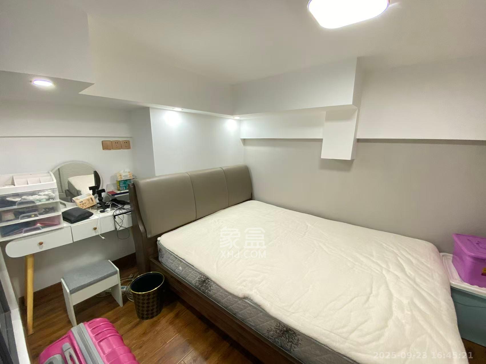 荣盛花语书苑  2室1厅1卫    2300.0元/月室内图