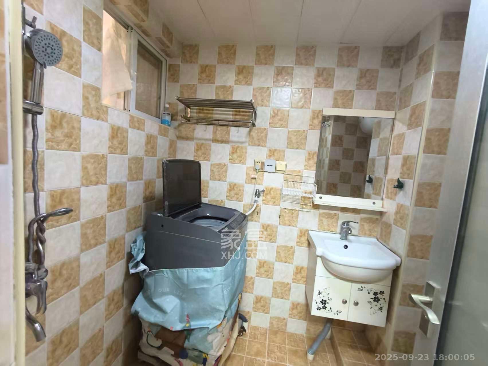 融科东南海  1室1厅1卫    1200.0元/月室内图