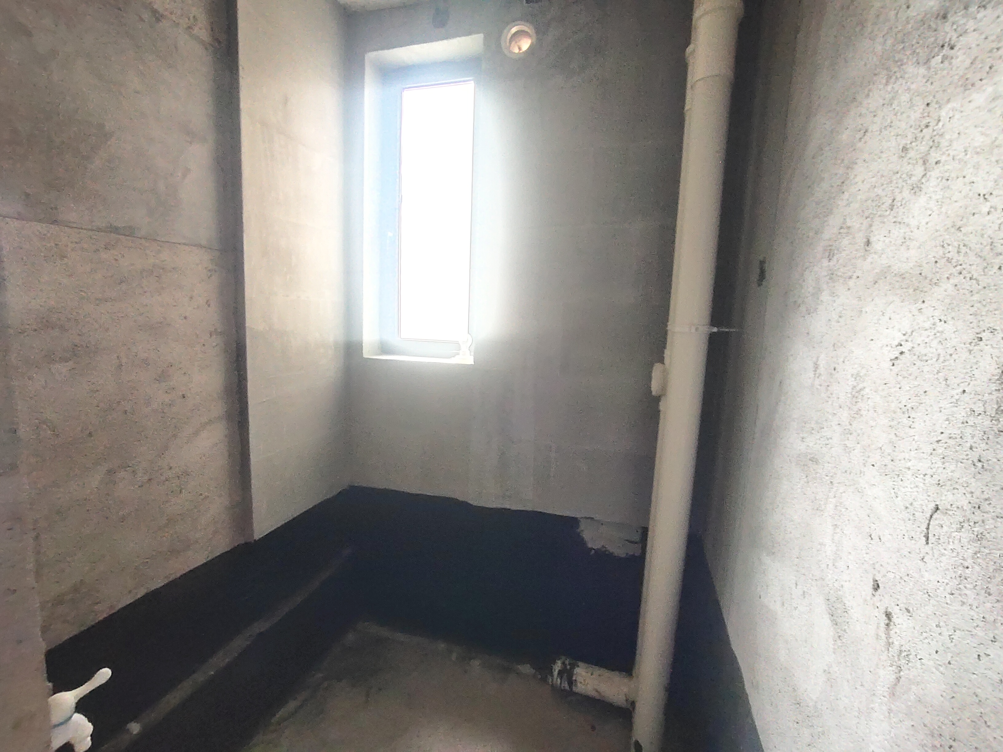 中建凤栖台  3室2厅2卫    50.0万客厅