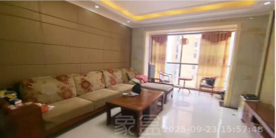 旺城天悦领秀香江 4室2厅2卫 2000.0元/月 旺城天悦领秀香江 4室2厅2卫 2000.0元/月室内图