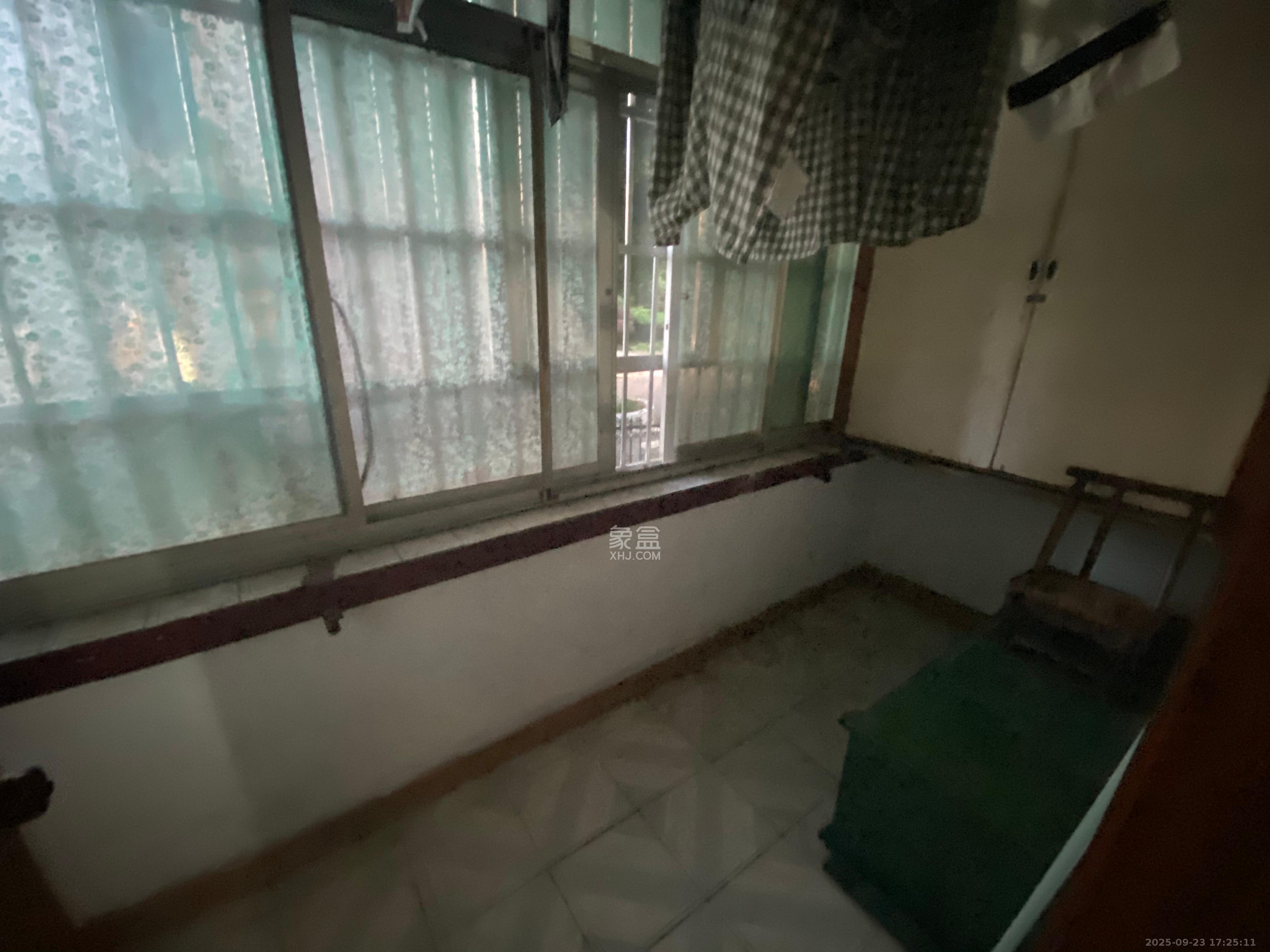 雨花亭省建六公司宿舍 2室1厅1卫 1000.0元/月 雨花亭省建六公司宿舍 2室1厅1卫 1000.0元/月室内图