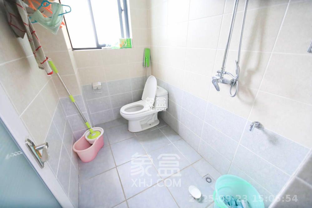 鑫天御景湾  2室1厅1卫   2500.00元/月室内图