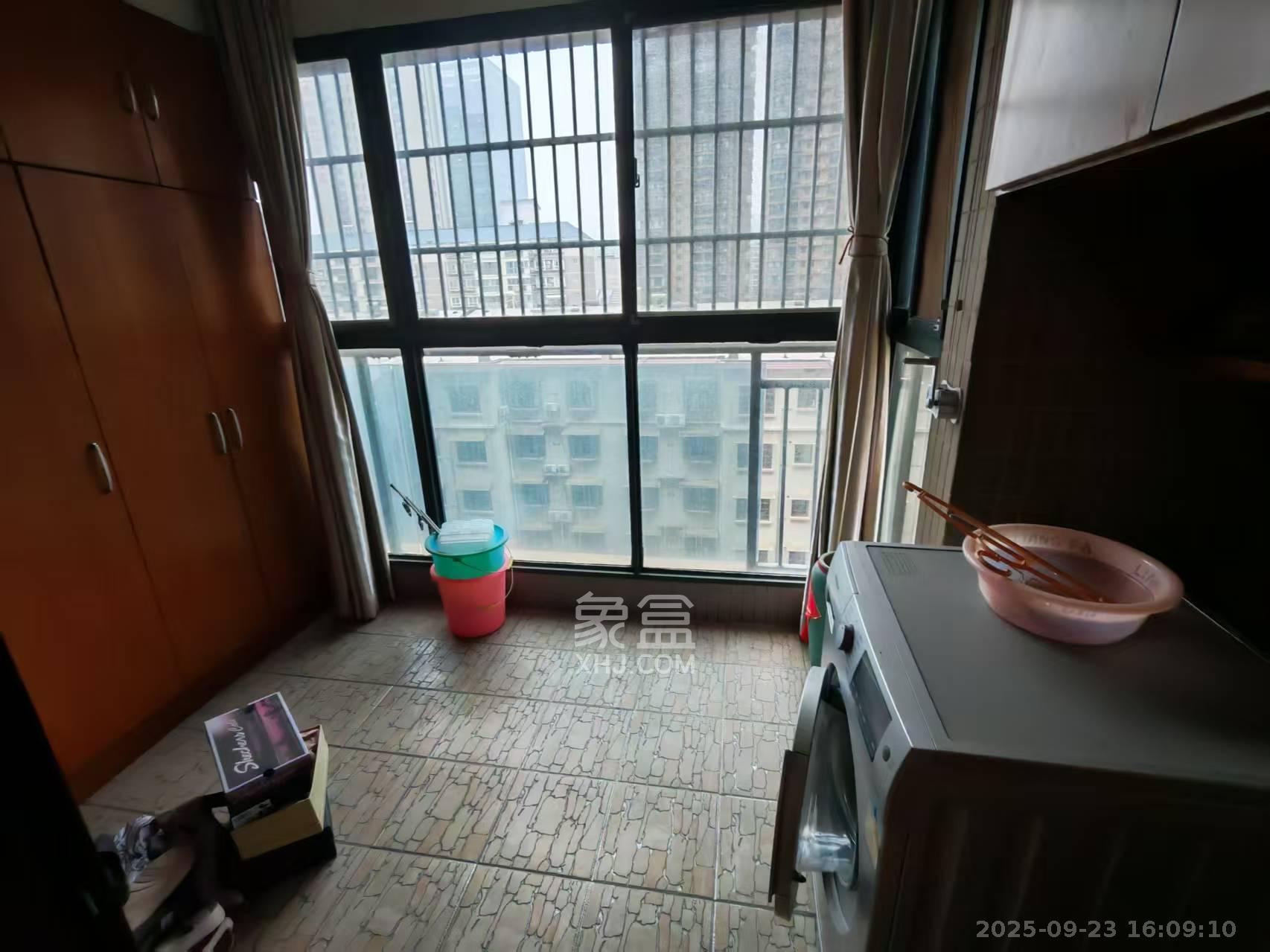 永祺西京 4室2厅2卫 3800.0元/月 永祺西京 4室2厅2卫 3800.0元/月室内图