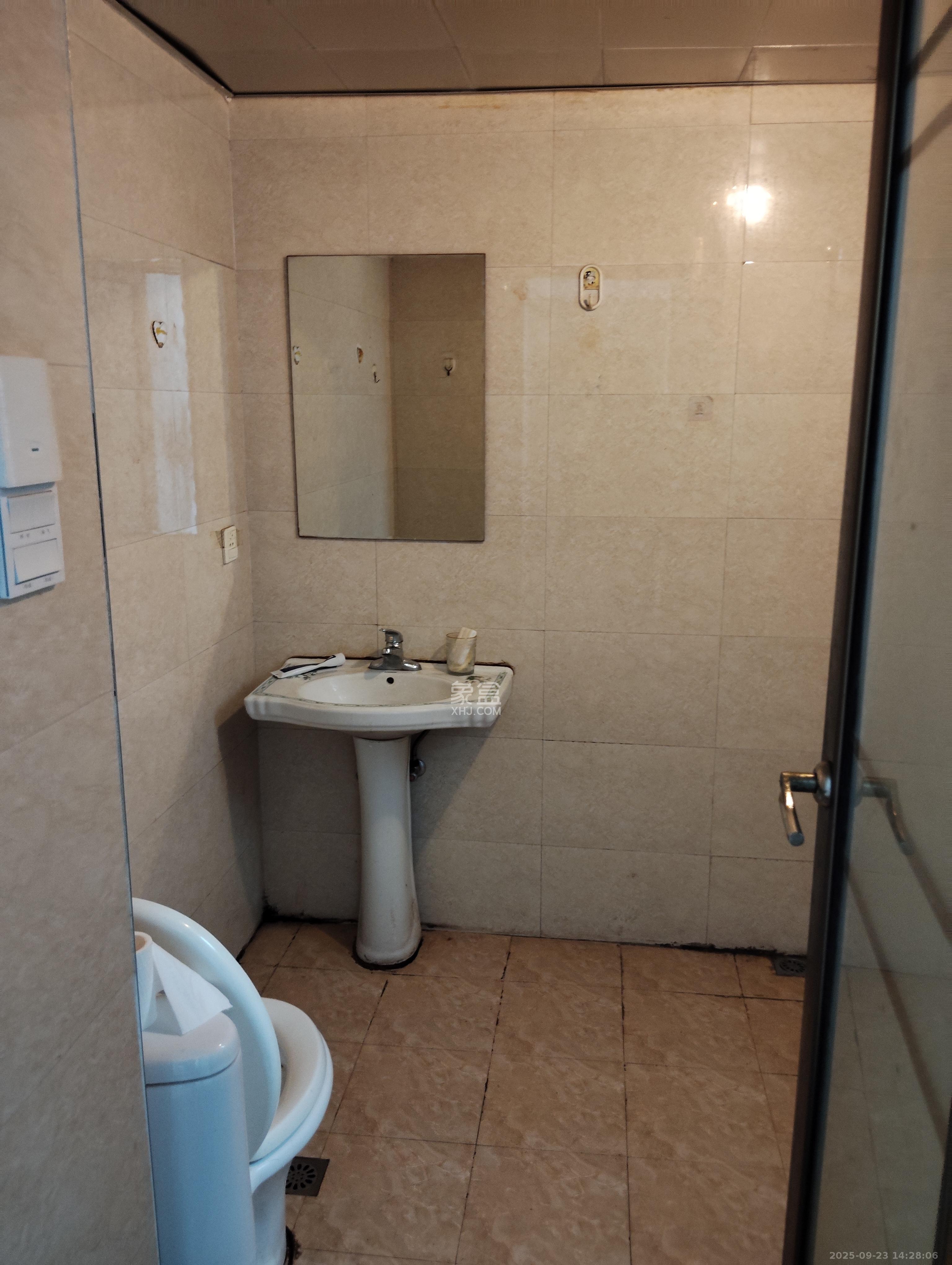 湘江世纪城悦江苑 3室2厅1卫 1850.0元/月 湘江世纪城悦江苑 3室2厅1卫 1850.0元/月室内图