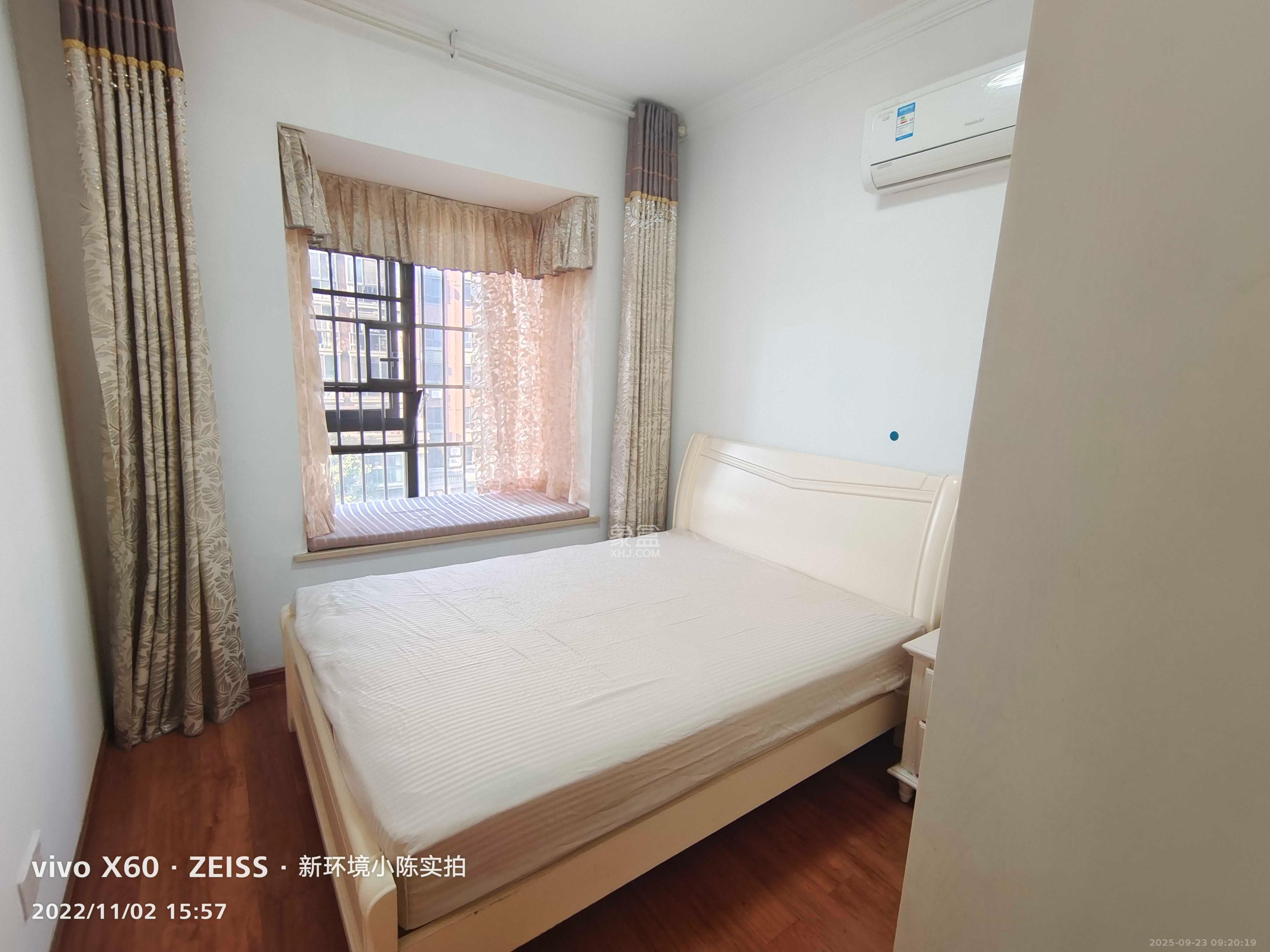 绿地公馆（绿地名邸）  3室2厅2卫    2500.0元/月室内图