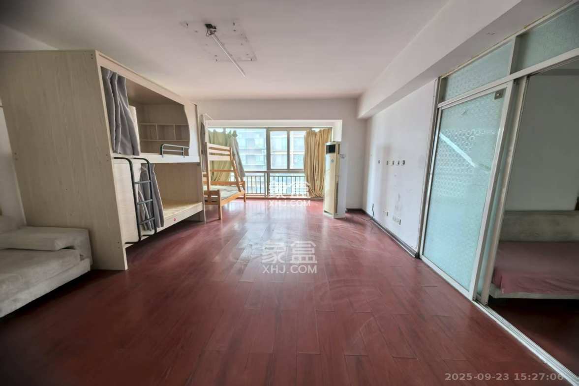 长宝1667 3室2厅2卫 5000.0元/月 长宝1667 3室2厅2卫 5000.0元/月室内图