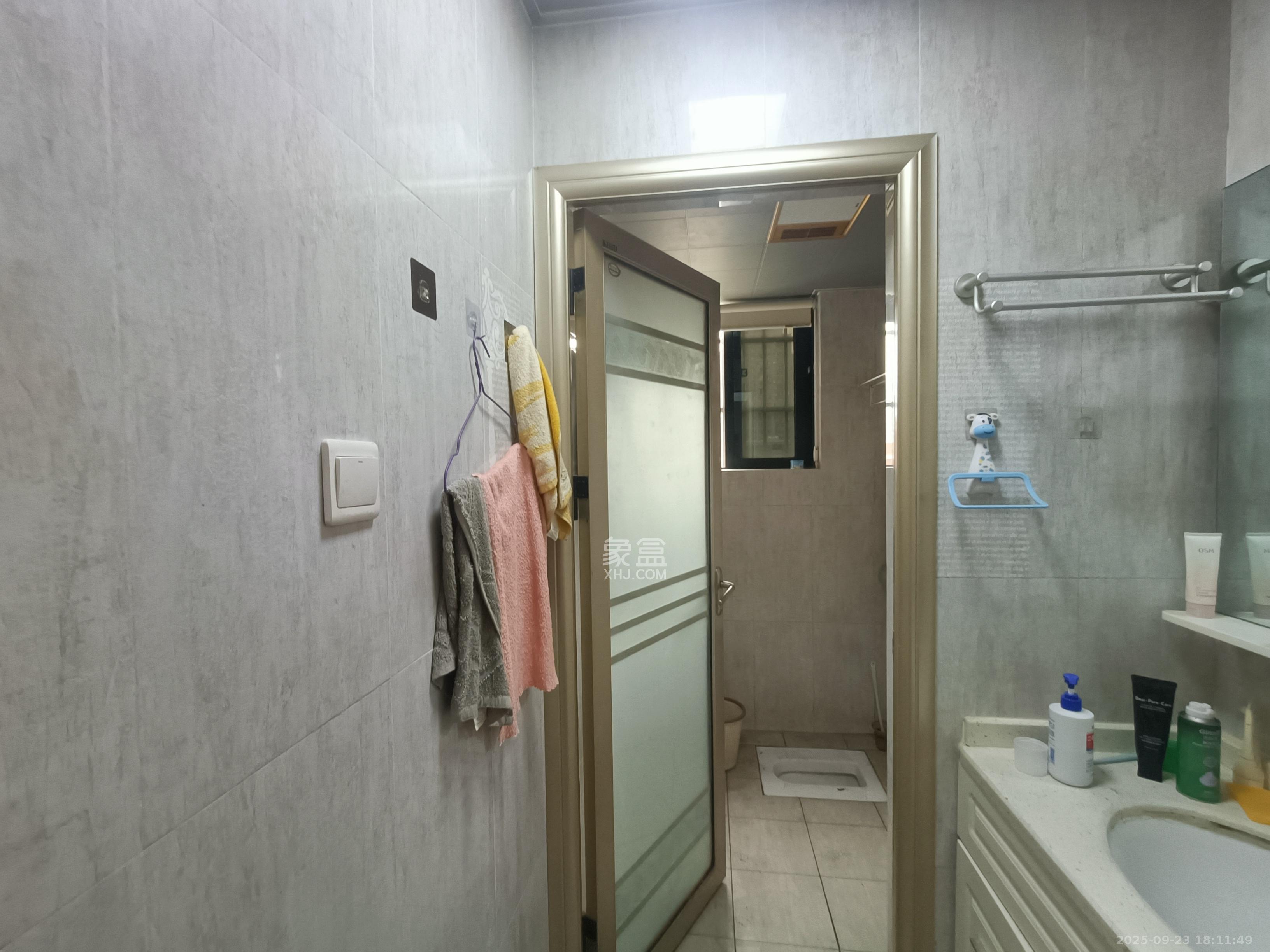 泰禹云开壹品  4室2厅2卫    2800.0元/月室内图