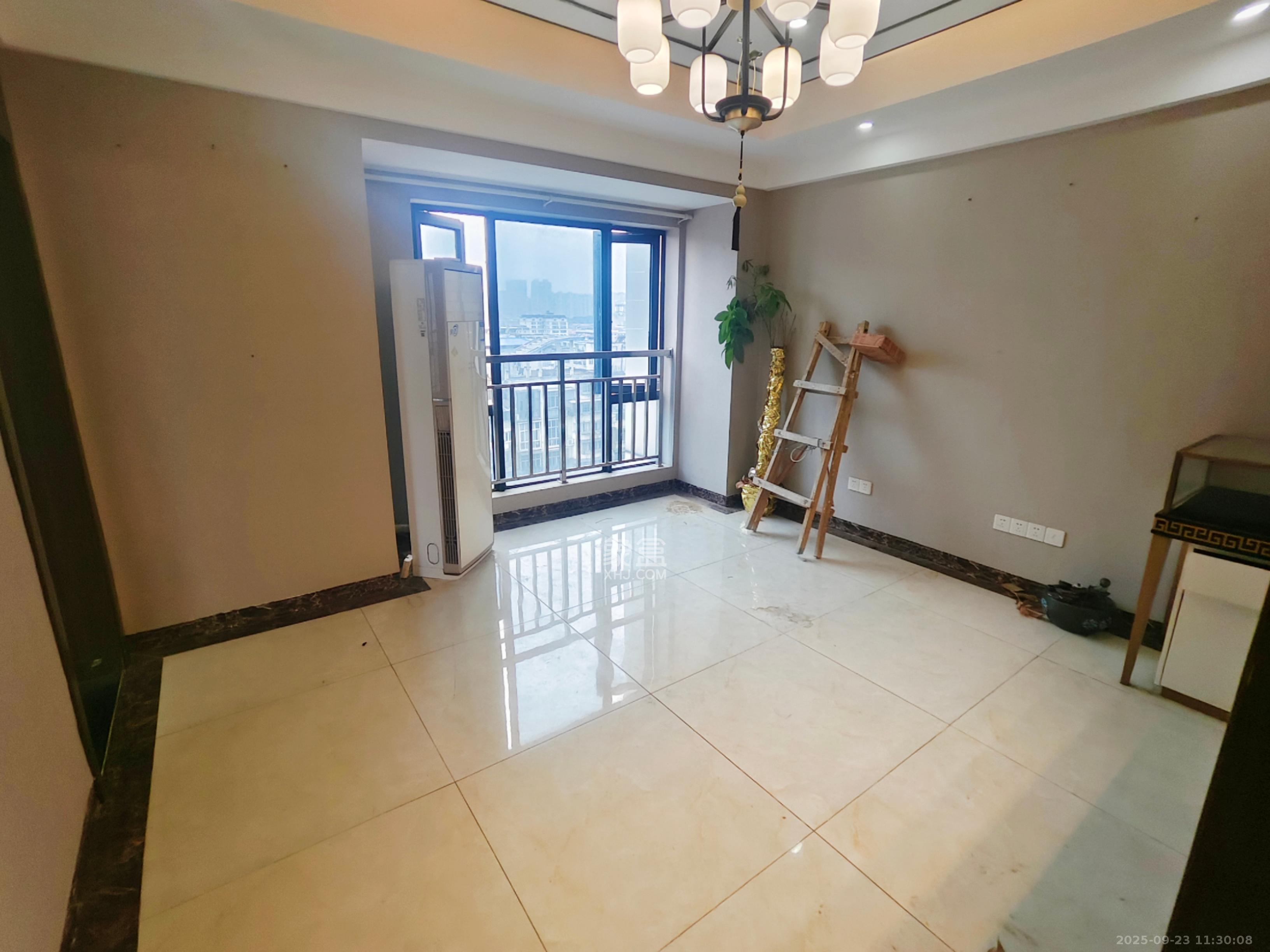 星大峰汇商务楼 3室2厅1卫 2800.0元/月 星大峰汇商务楼 3室2厅1卫 2800.0元/月室内图