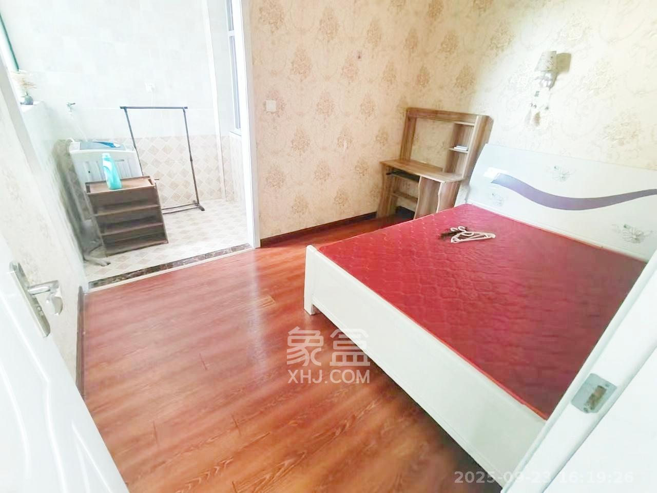 和庄 3室2厅1卫 1950.0元/月 和庄 3室2厅1卫 1950.0元/月室内图