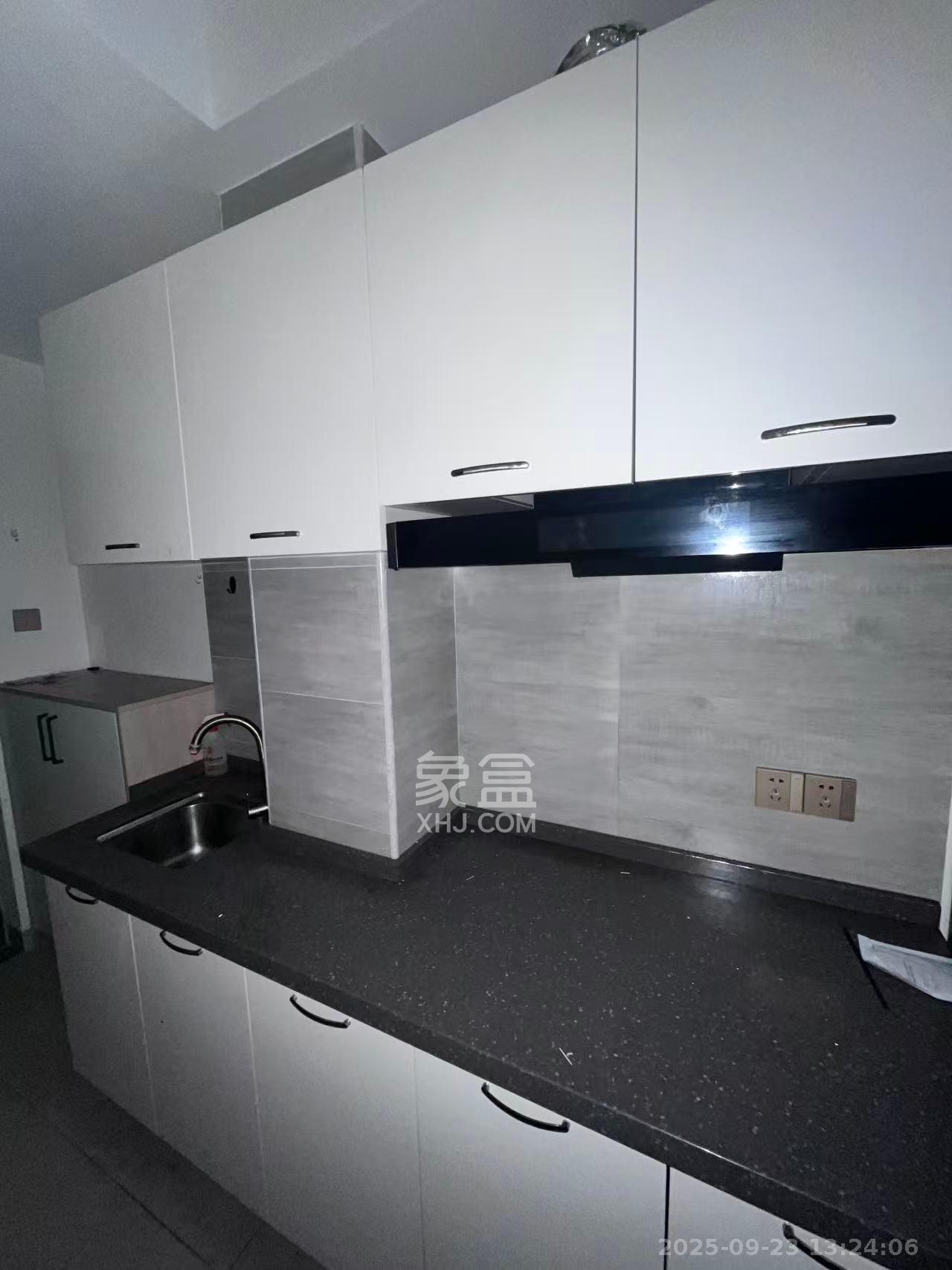 欣隆居  1室1厅1卫    1600.0元/月 欣隆居  1室1厅1卫    1600.0元/月室内图