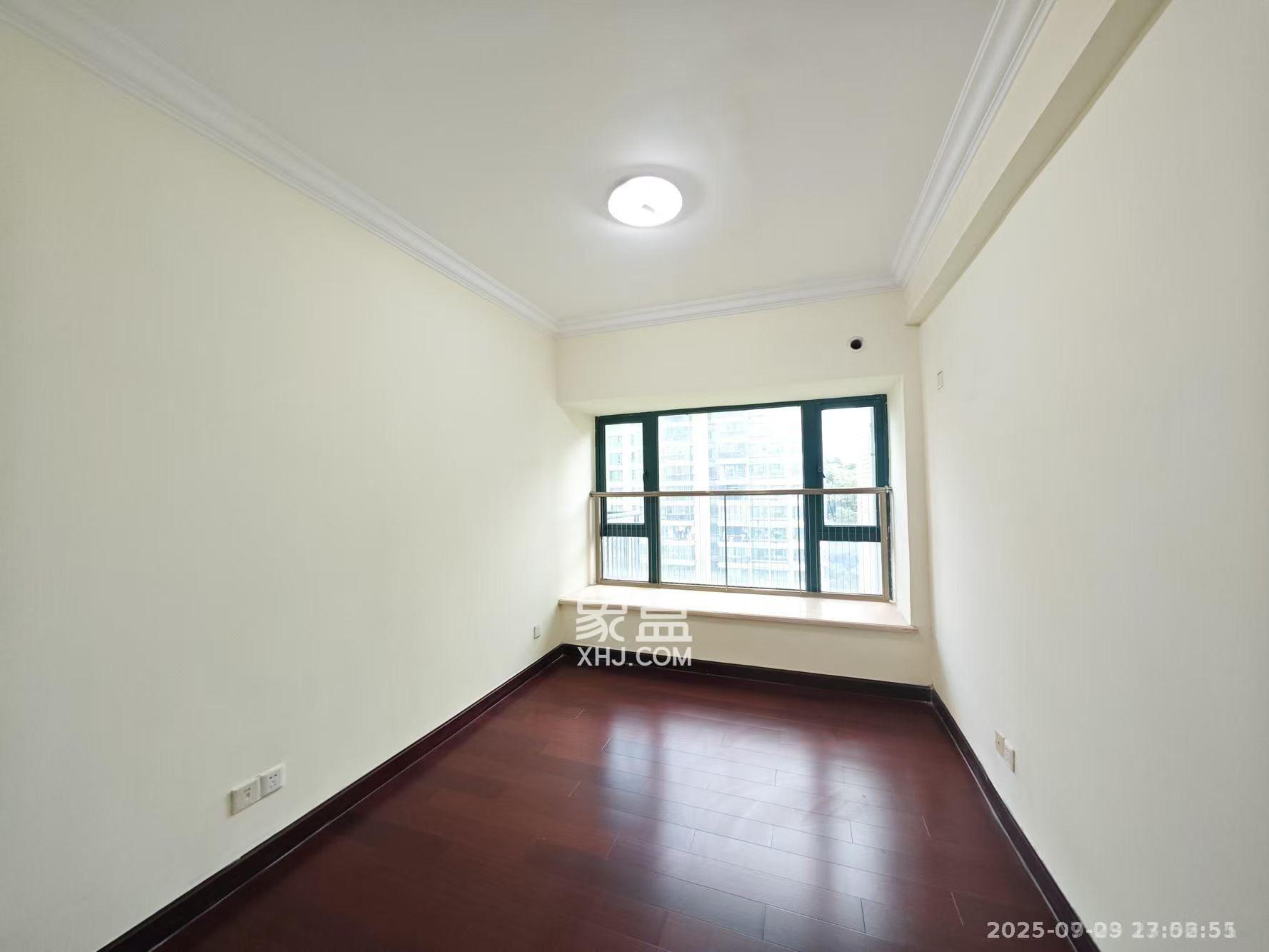 恒大城 4室2厅2卫 2600.0元/月 恒大城 4室2厅2卫 2600.0元/月室内图