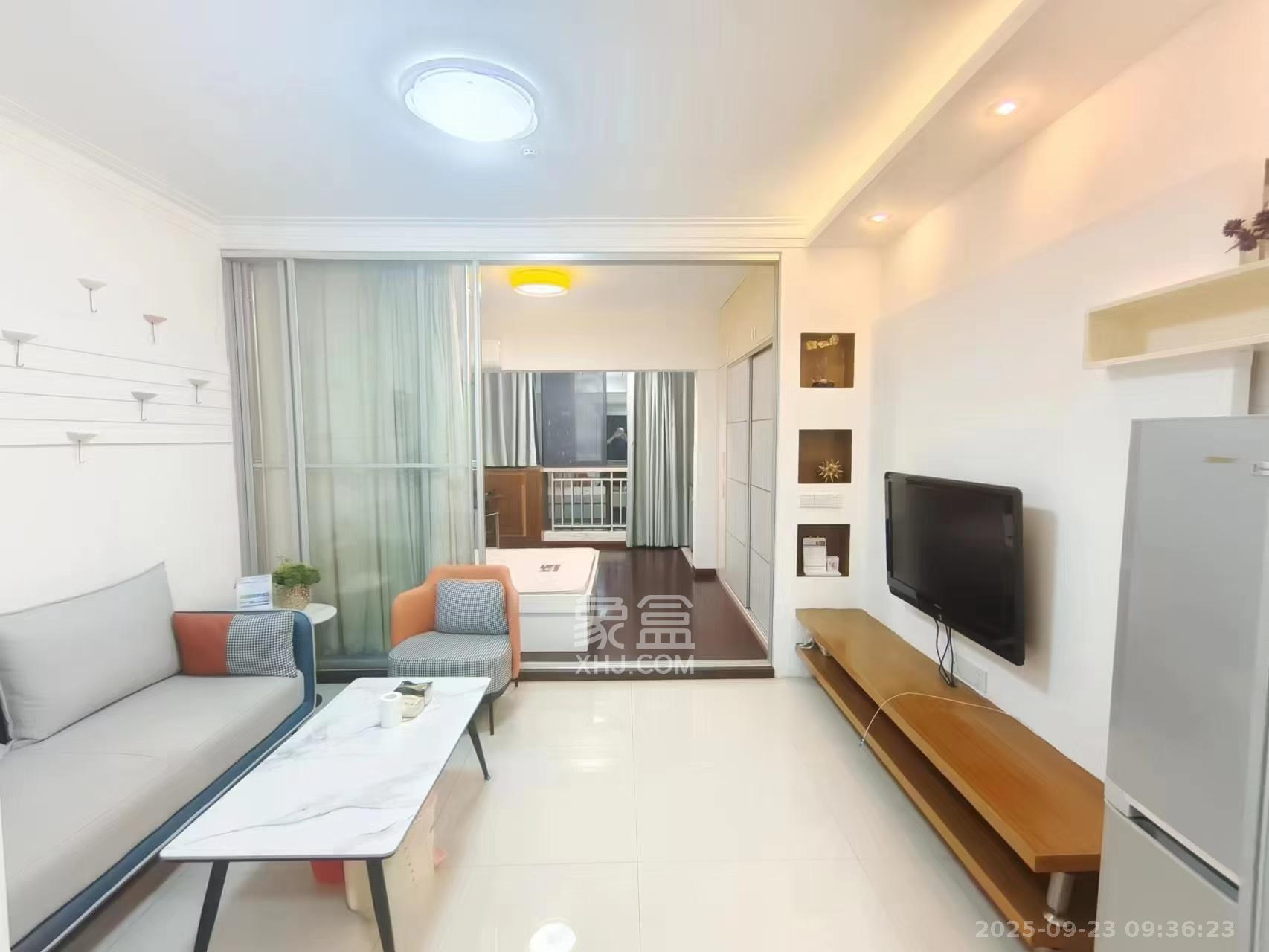 七彩丽都 1室1厅1卫 2000.0元/月 七彩丽都 1室1厅1卫 2000.0元/月室内图