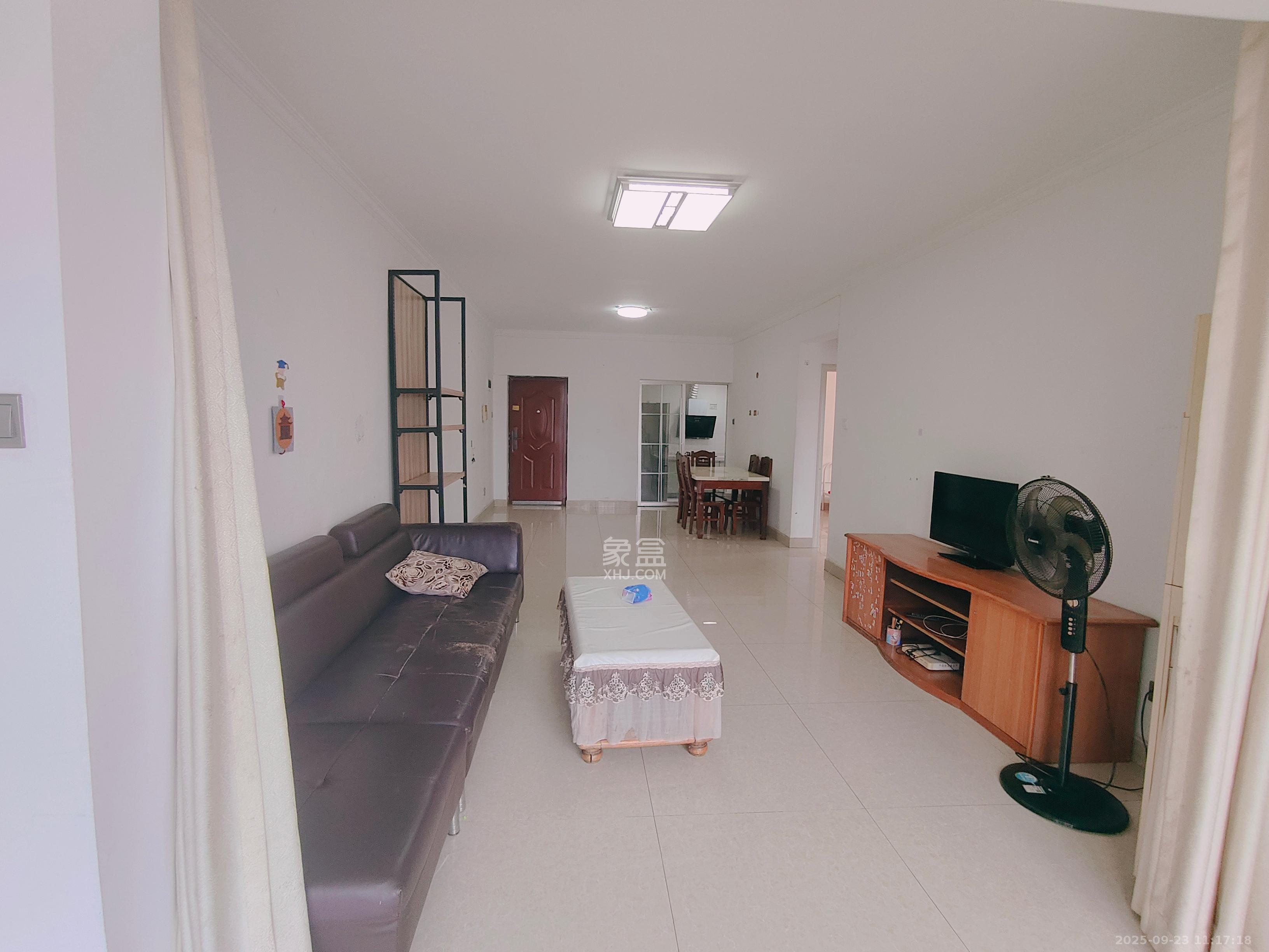 先锋东外滩 2室2厅1卫 2200.0元/月 先锋东外滩 2室2厅1卫 2200.0元/月室内图