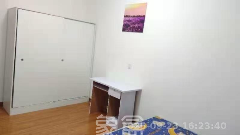 安泰嘉园(湘府邻伴) 1室2厅1卫 2100.0元/月 安泰嘉园(湘府邻伴) 1室2厅1卫 2100.0元/月室内图