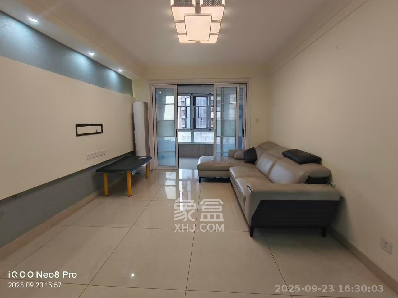 五矿万境水岸一期(万境水岸嘉苑) 3室2厅1卫 2400.0元/月 五矿万境水岸一期(万境水岸嘉苑) 3室2厅1卫 2400.0元/月室内图