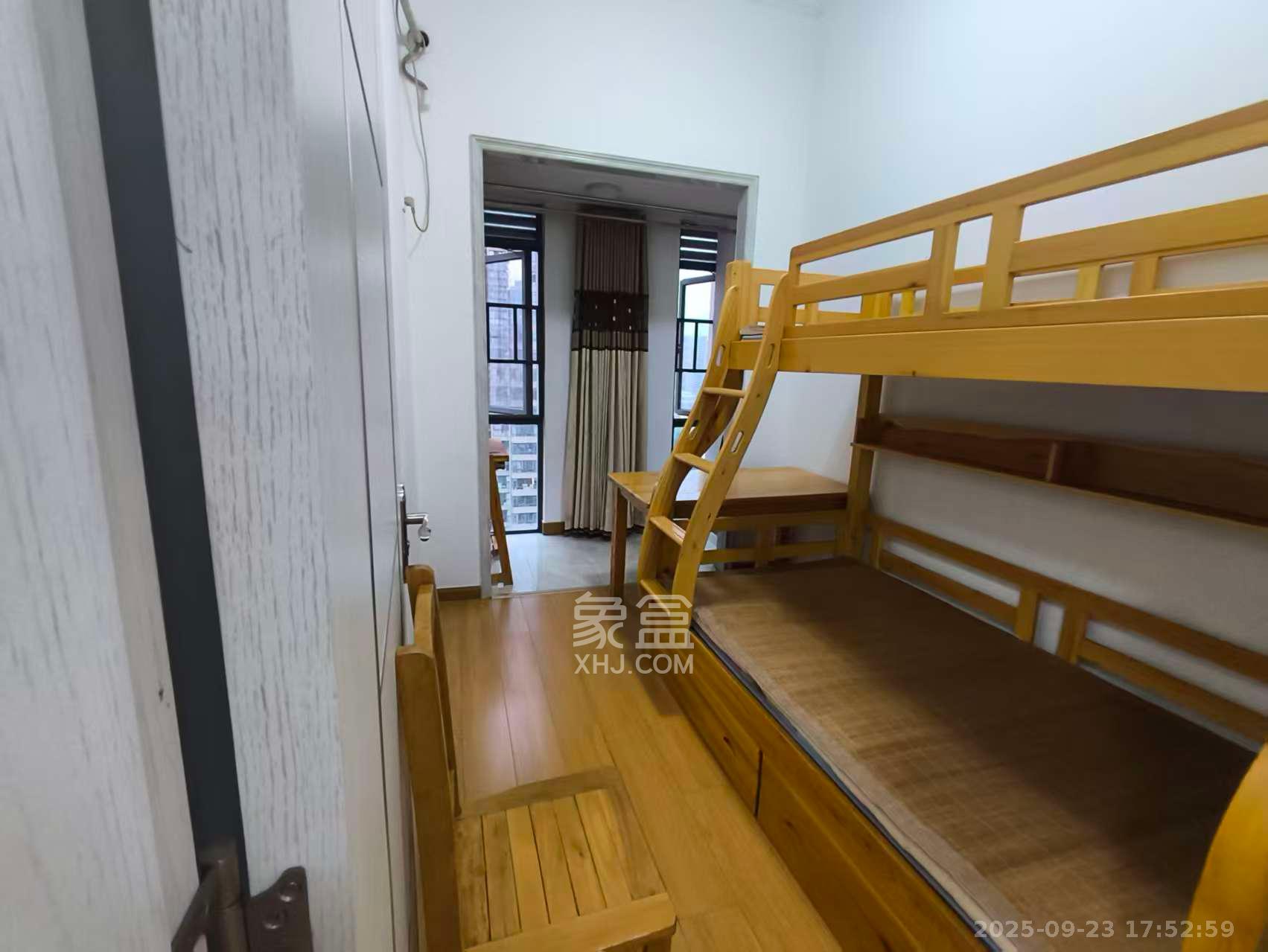 潇湘名城(新里程潇湘名城)  2室2厅1卫    2000.0元/月 潇湘名城(新里程潇湘名城)  2室2厅1卫    2000.0元/月室内图