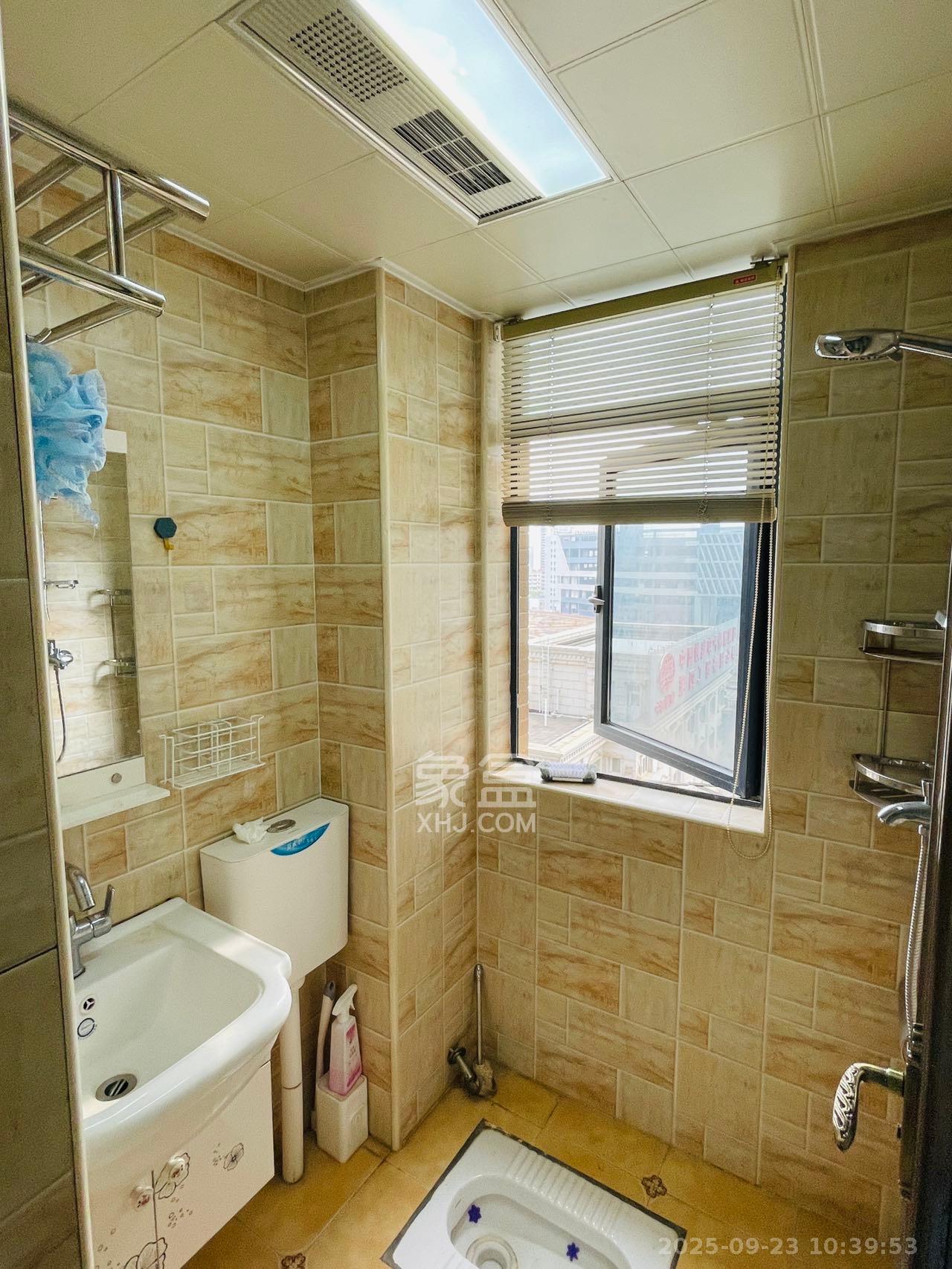 中南红领邦（红星嘉和苑）  1室1厅1卫    1550.0元/月室内图