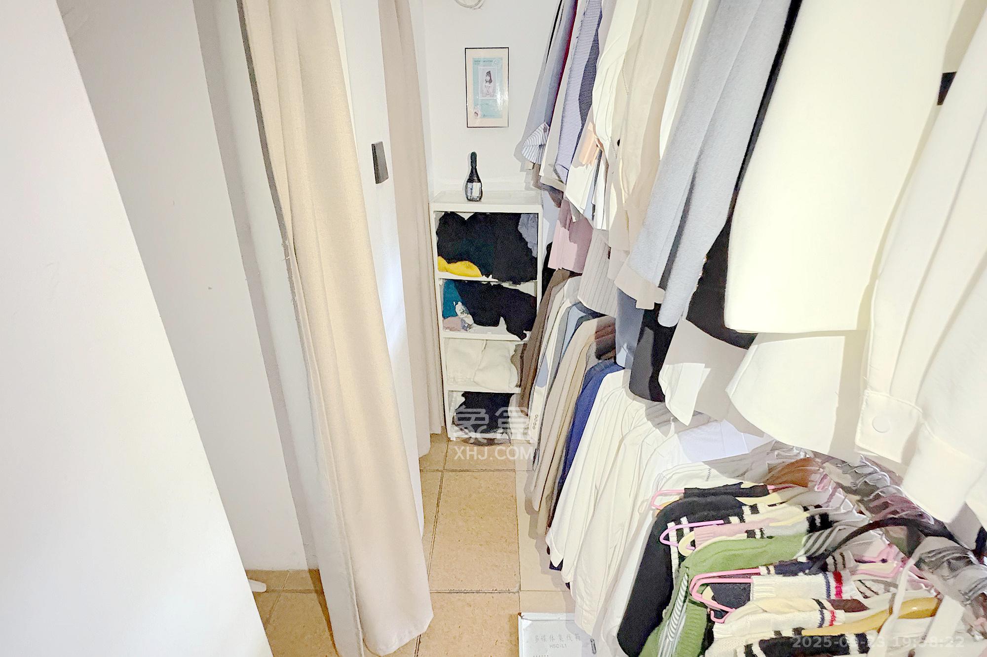 君临国际 2室2厅1卫 117.0万 君临国际 2室2厅1卫 117.0万其他