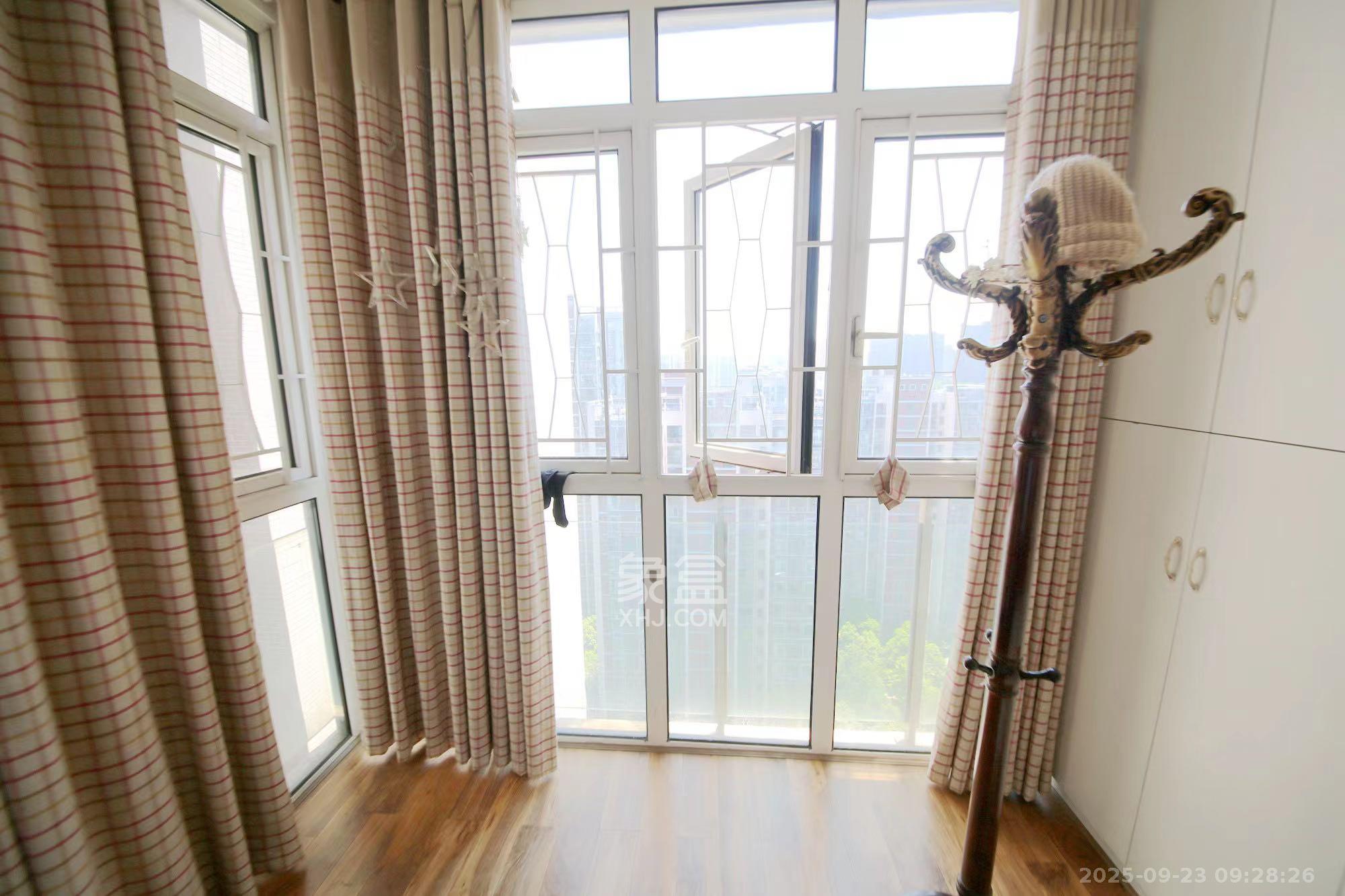 星城映象 3室2厅1卫 2500.0元/月 星城映象 3室2厅1卫 2500.0元/月室内图