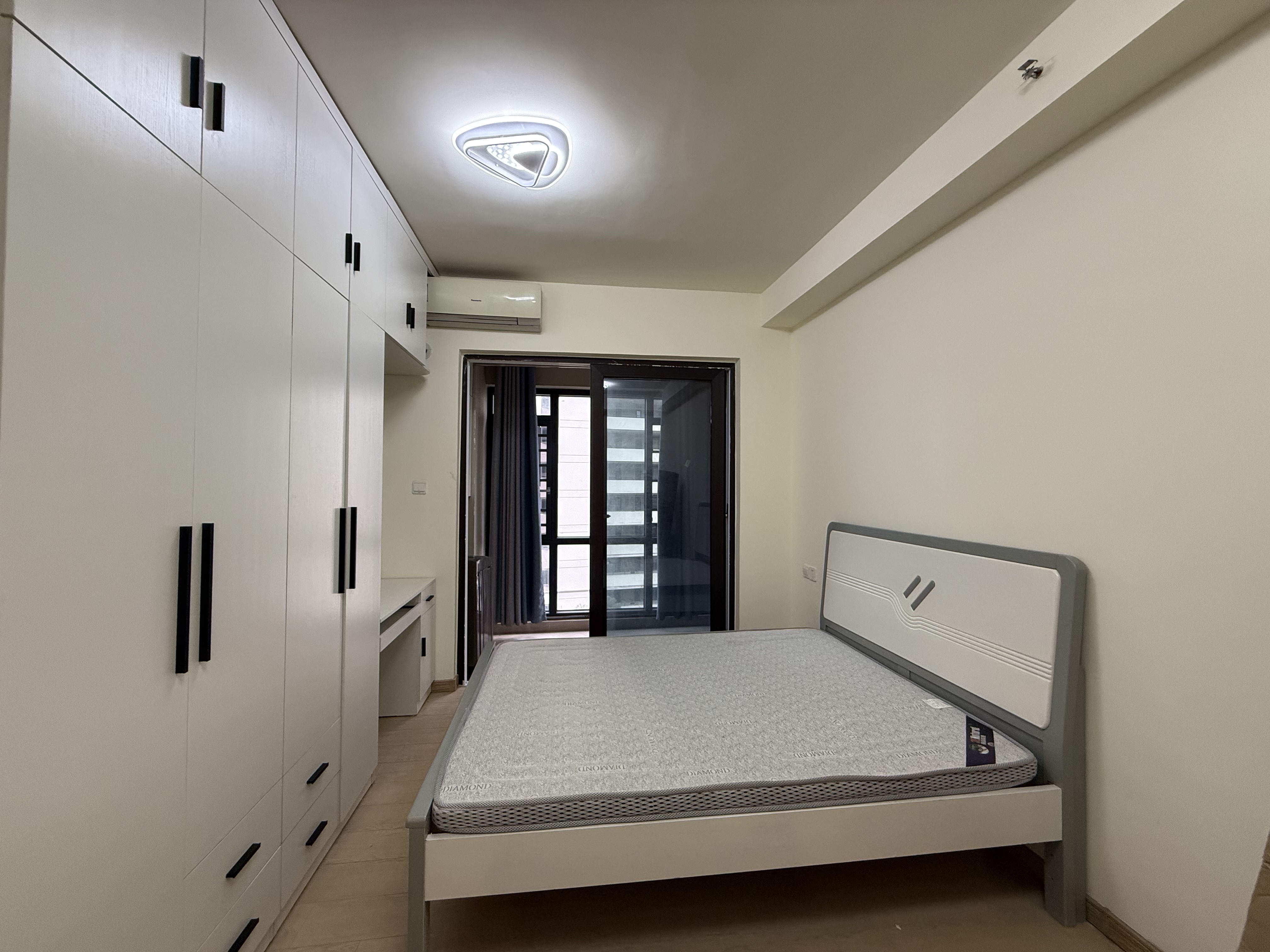 碧桂园翘楚棠 1室0厅1卫 1000.00元/月 碧桂园翘楚棠 1室0厅1卫 1000.00元/月室内图