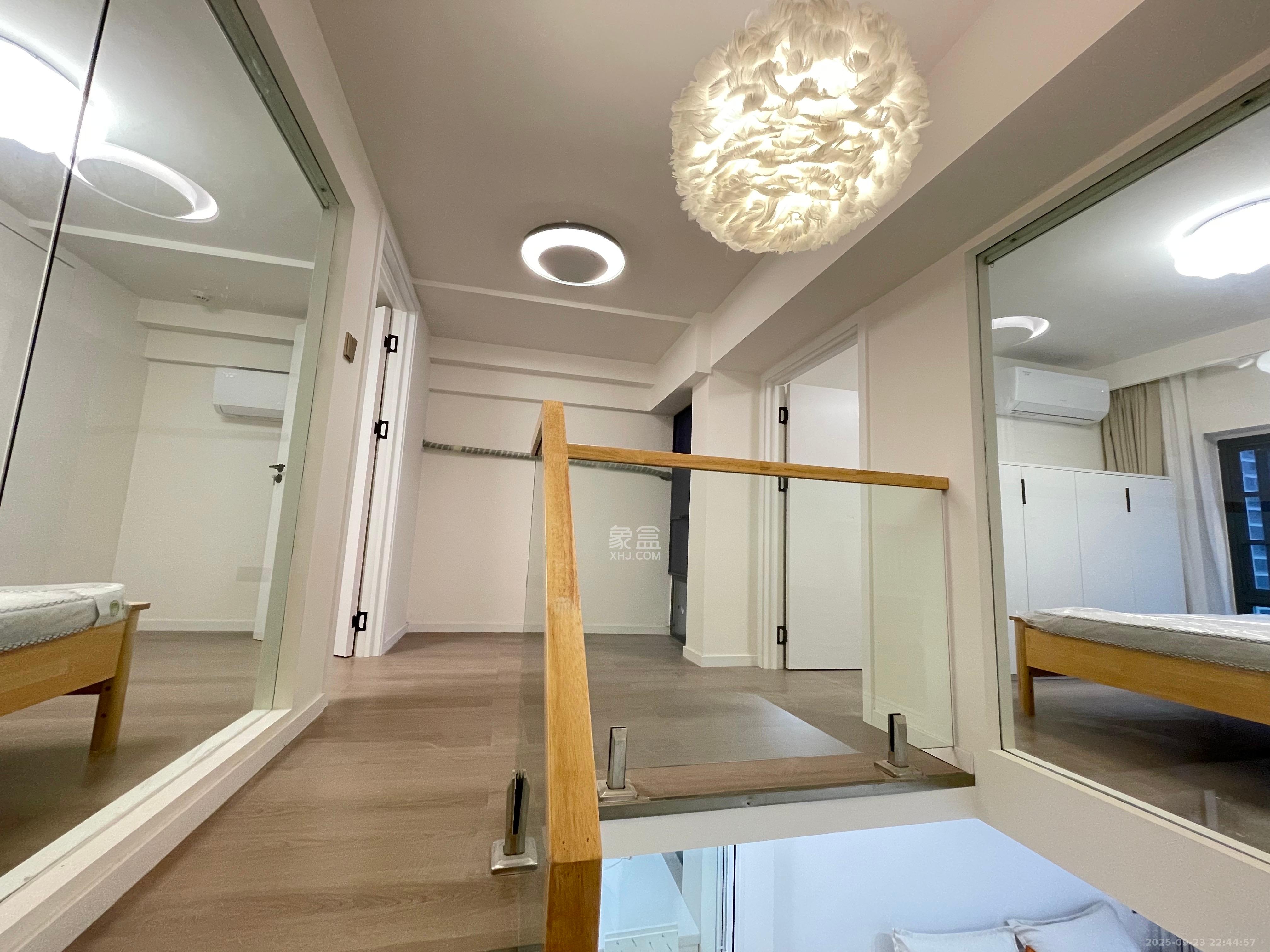 中国铁建湘语梅溪 2室1厅1卫 2300.0元/月 中国铁建湘语梅溪 2室1厅1卫 2300.0元/月室内图