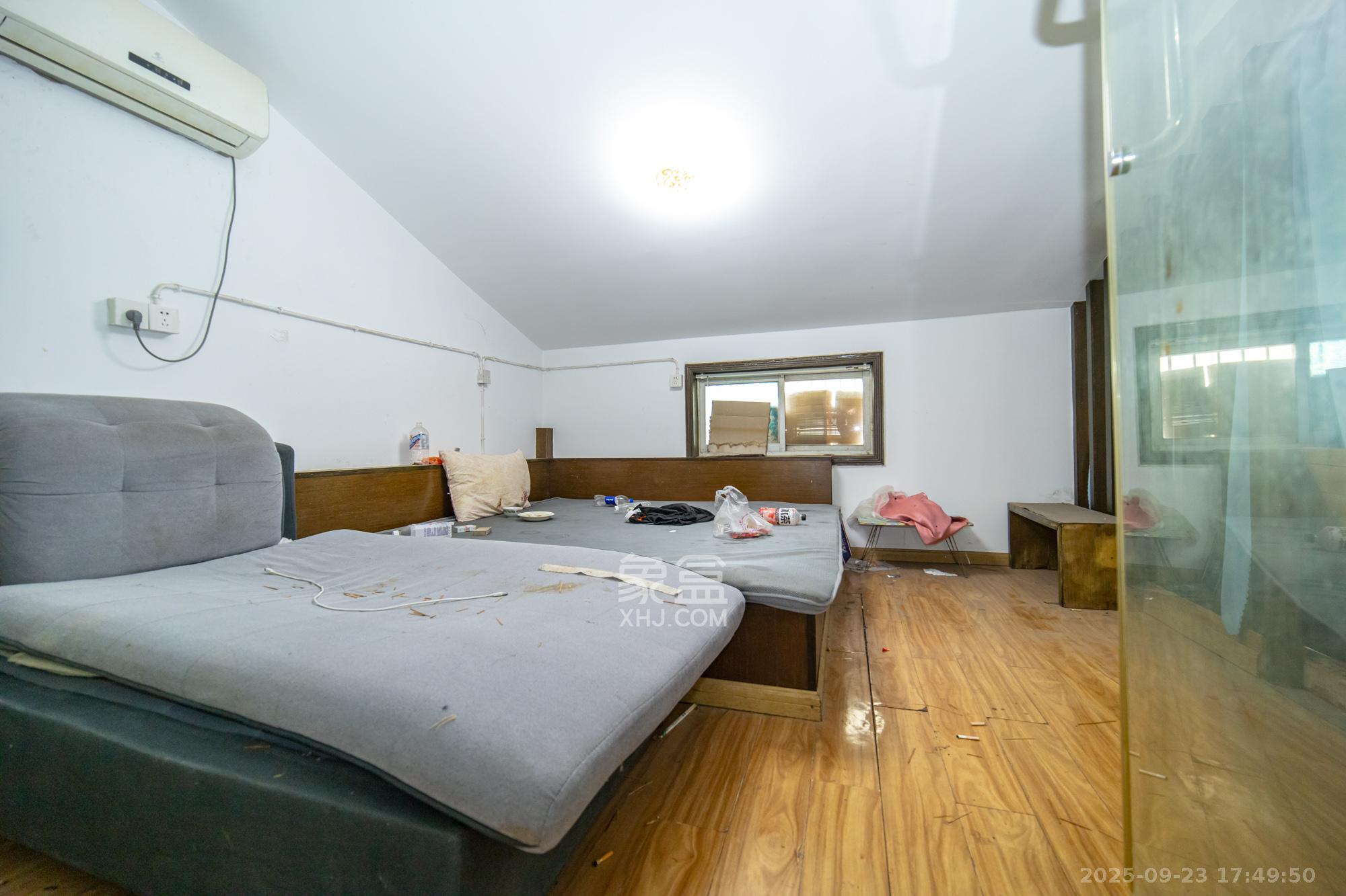 星沙商业步行街  3室1厅2卫    36.8万客厅