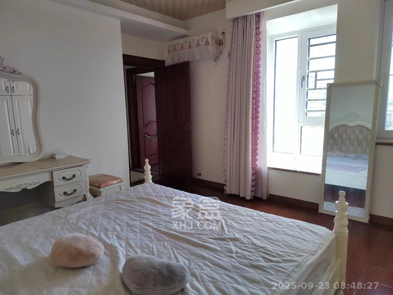 天翔新新家园 3室2厅2卫 2600.0元/月 天翔新新家园 3室2厅2卫 2600.0元/月室内图