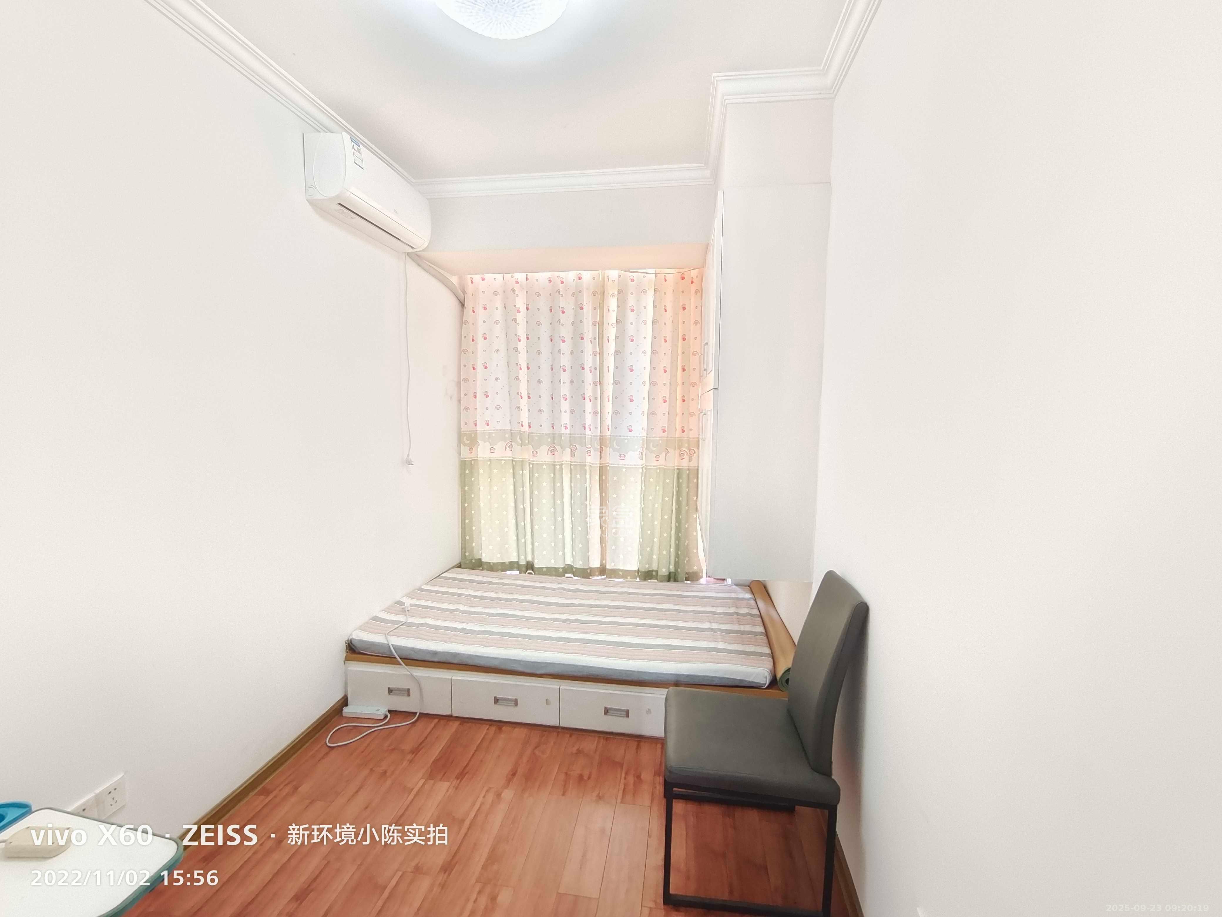 绿地公馆（绿地名邸）  3室2厅2卫    2500.0元/月室内图