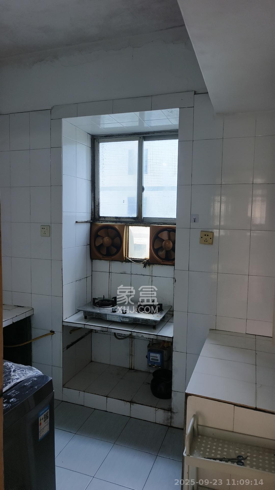 仰天湖二十三冶宿舍 2室1厅1卫 1400.0元/月 仰天湖二十三冶宿舍 2室1厅1卫 1400.0元/月室内图