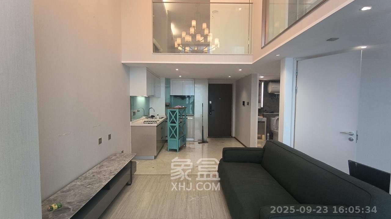 华远华时代  2室1厅1卫    2500.0元/月