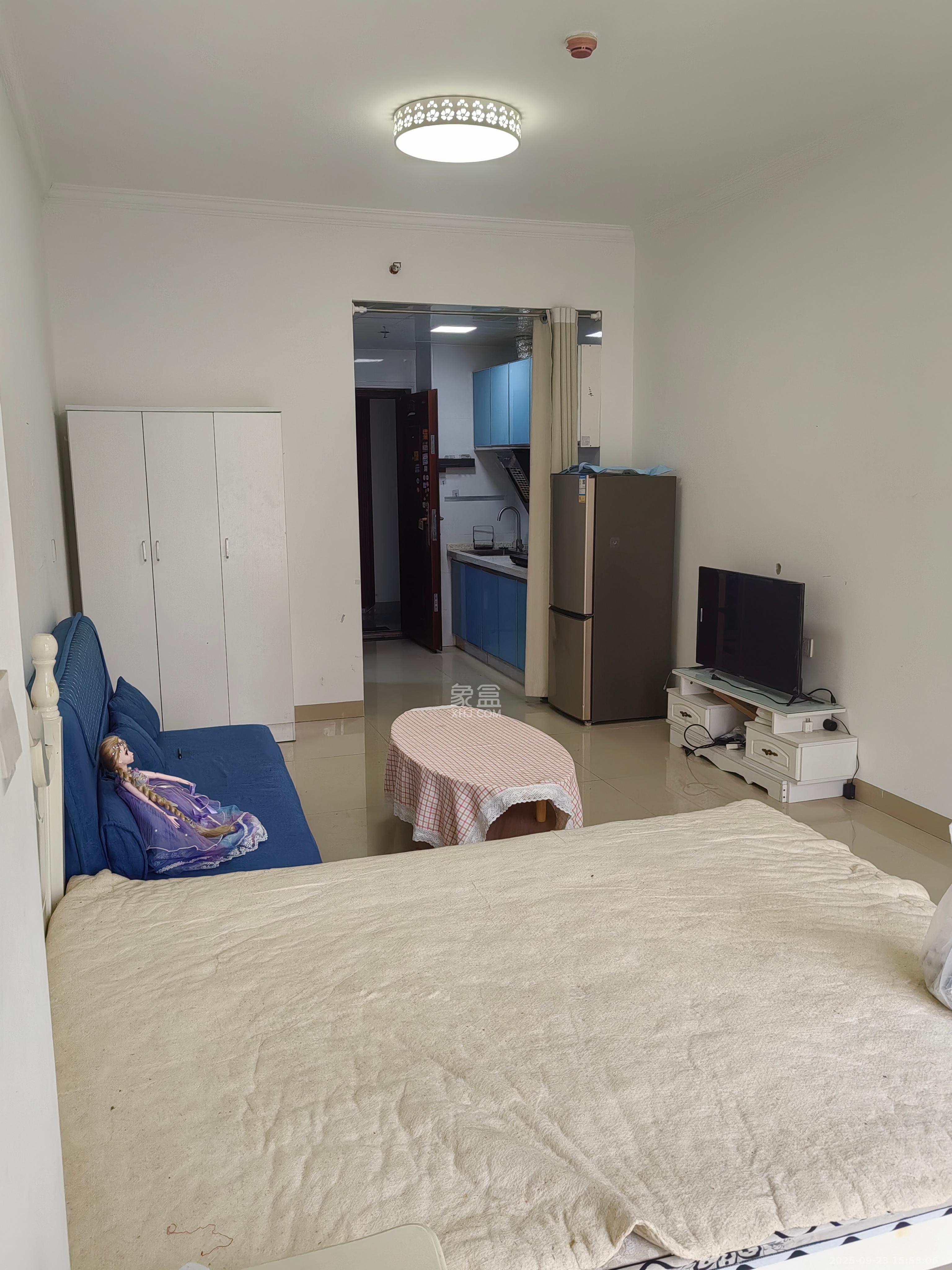 钱隆世家 1室1厅1卫 1400.0元/月 钱隆世家 1室1厅1卫 1400.0元/月室内图