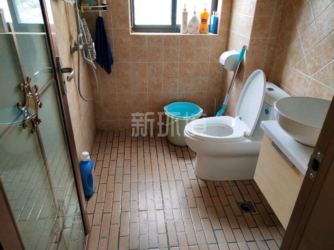 高盛澧园三期 3室2厅2卫 2000.0元/月 高盛澧园三期 3室2厅2卫 2000.0元/月室内图