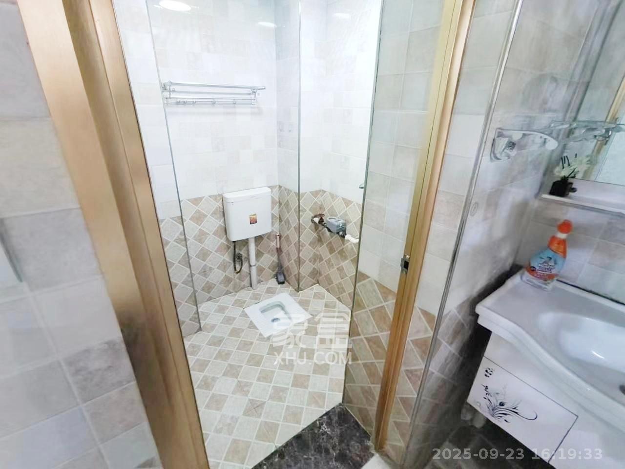 和庄 3室2厅1卫 1950.0元/月 和庄 3室2厅1卫 1950.0元/月室内图