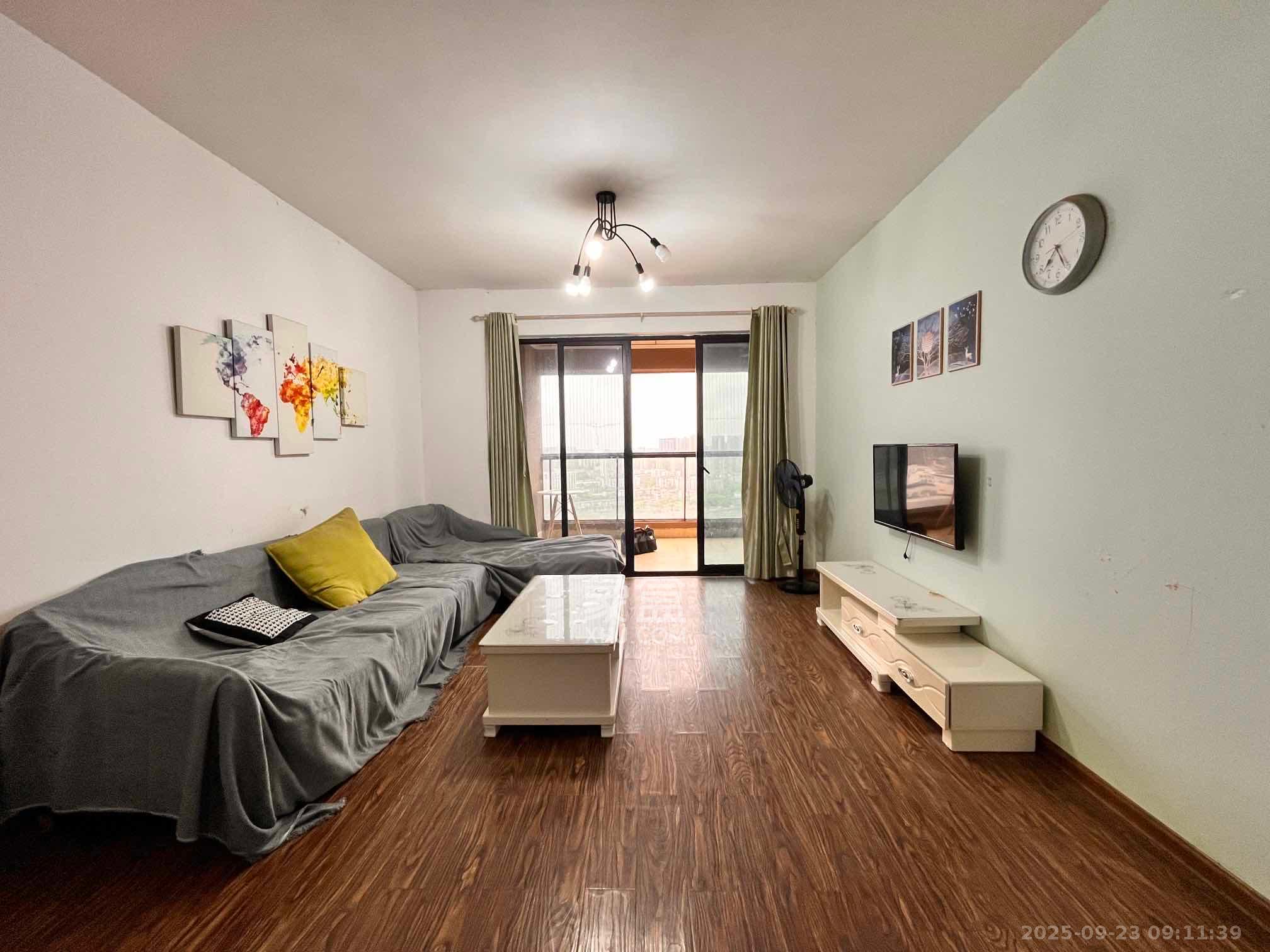 荣悦台  3室2厅2卫    3300.0元/月 荣悦台  3室2厅2卫    3300.0元/月