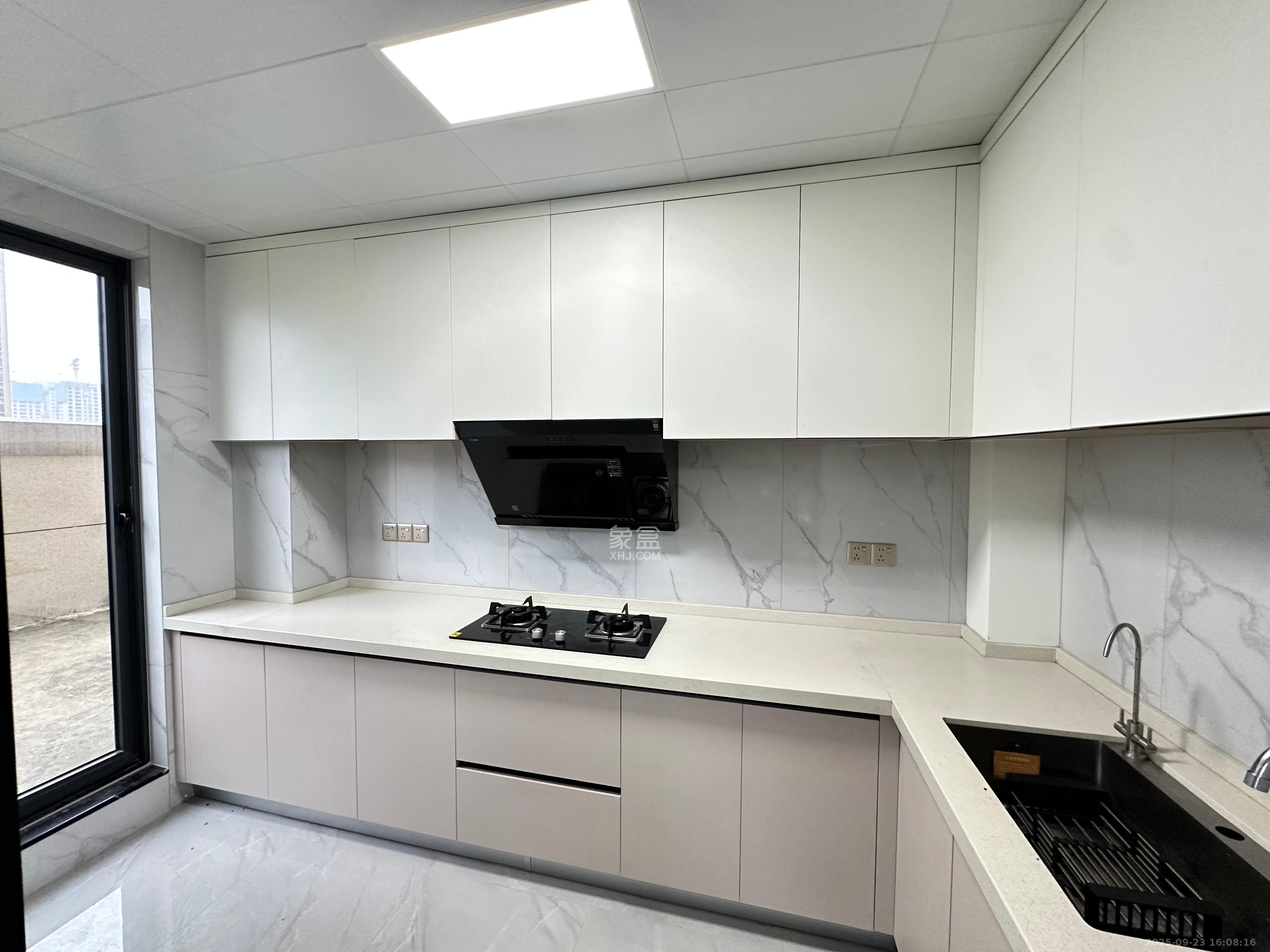 振业城四期 4室2厅2卫 5000.0元/月 振业城四期 4室2厅2卫 5000.0元/月室内图