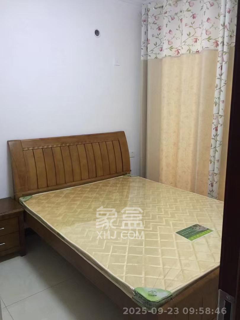 航天溪湖  2室2厅1卫    2200.0元/月室内图