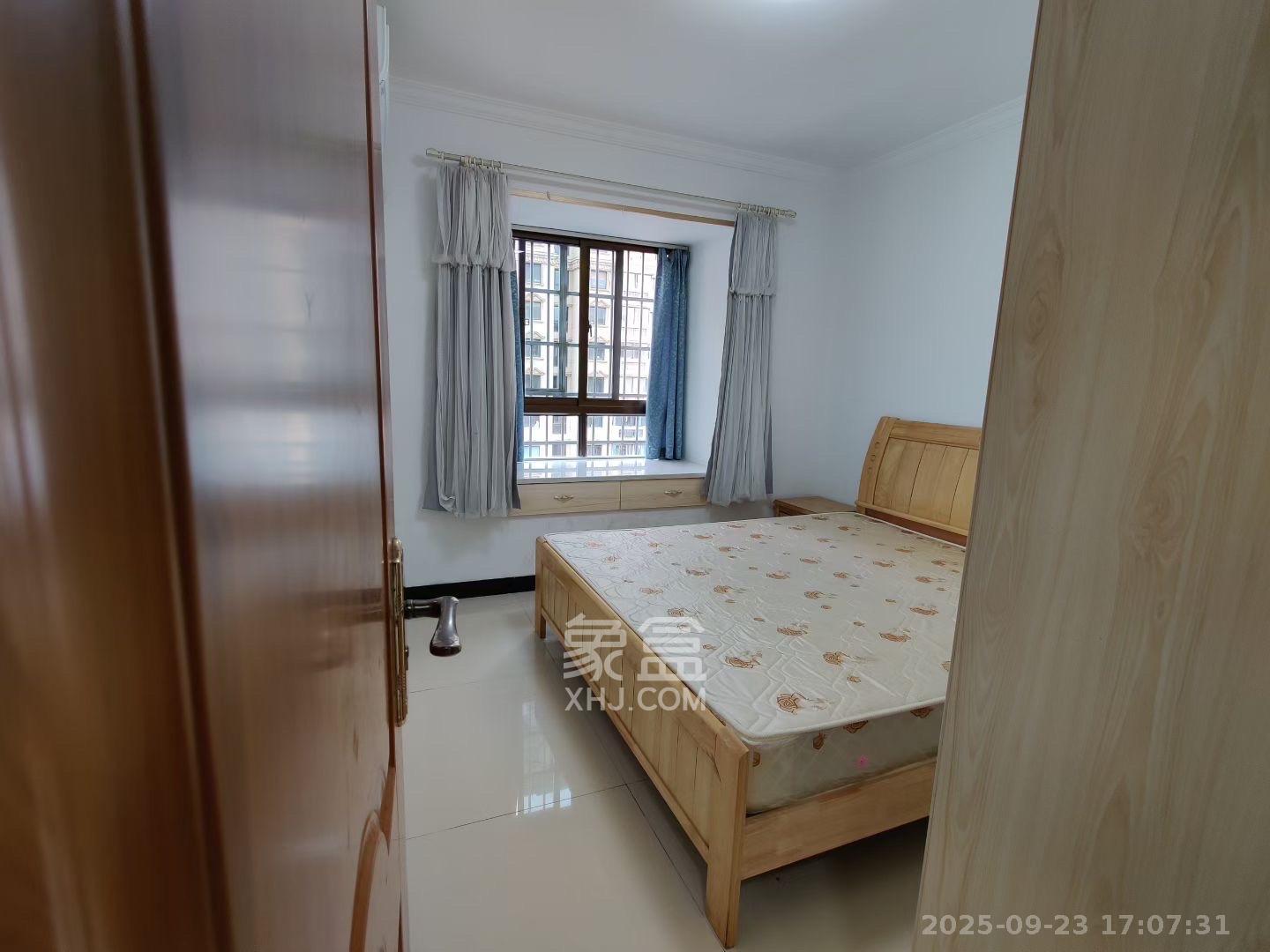 东屯渡高层安置小区 2室2厅1卫 2500.0元/月 东屯渡高层安置小区 2室2厅1卫 2500.0元/月室内图