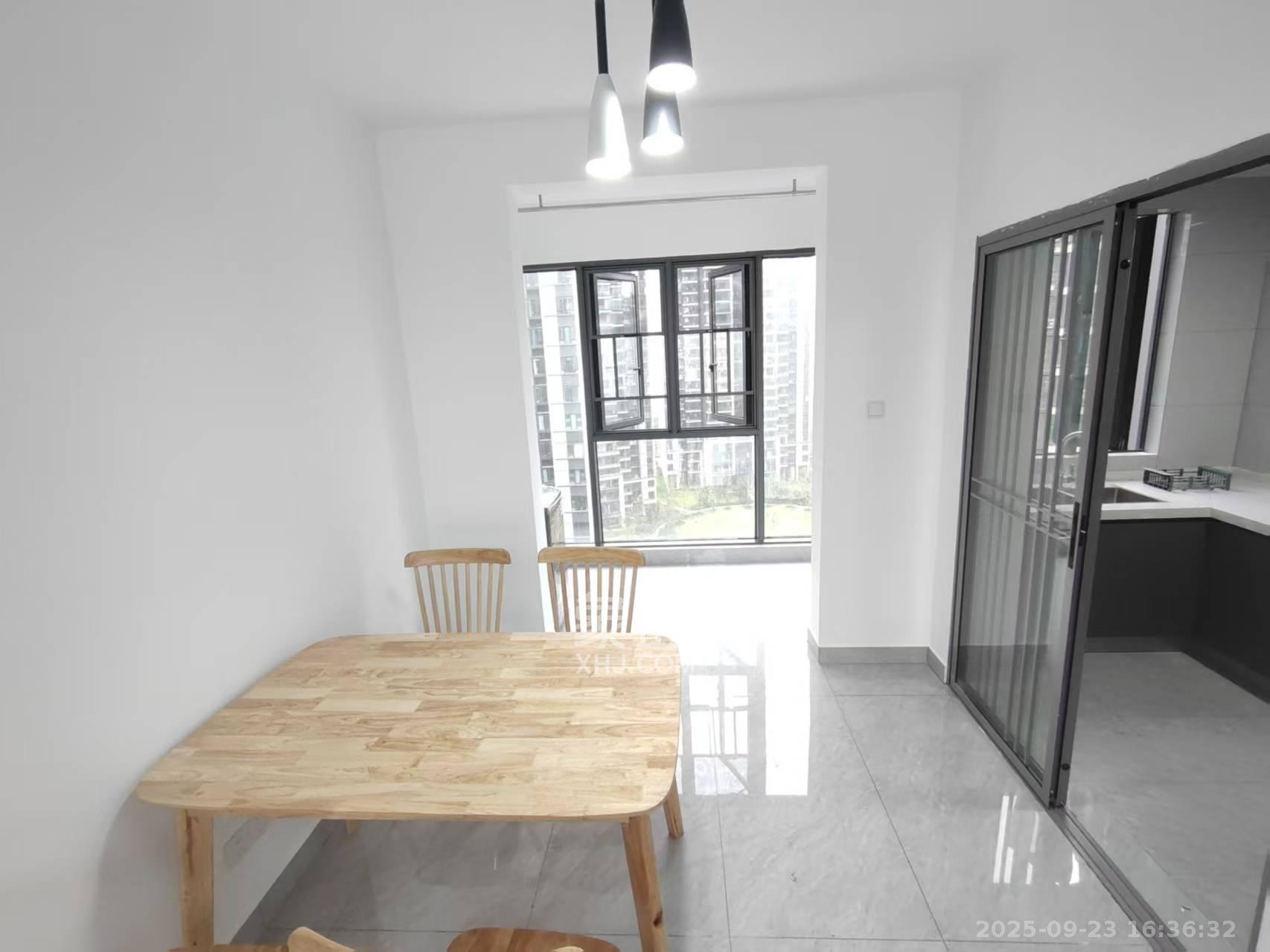 汉唐翰林府  4室2厅2卫    3800.0元/月 汉唐翰林府  4室2厅2卫    3800.0元/月室内图