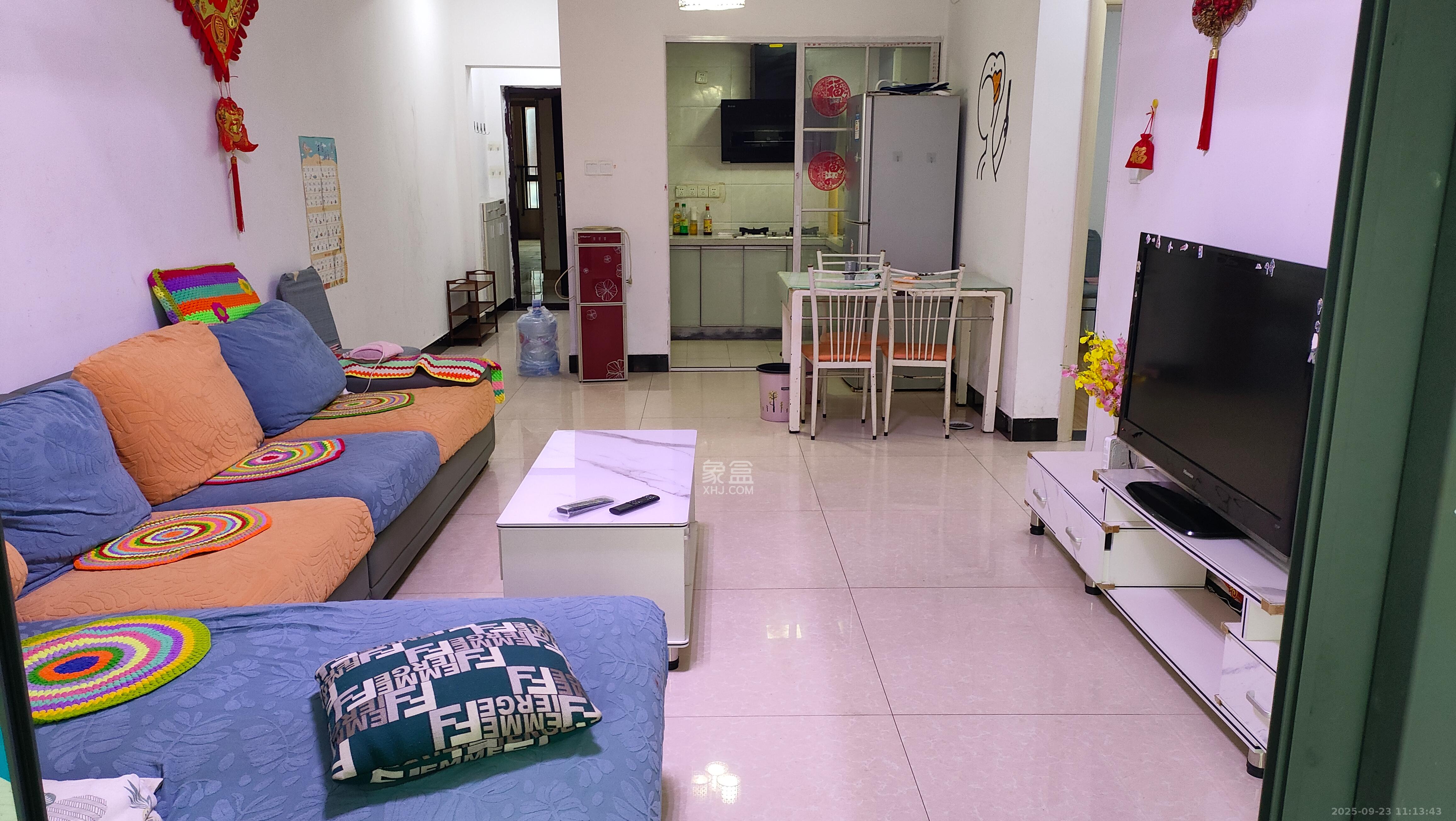 海德公园 3室2厅1卫 1600.00元/月 海德公园 3室2厅1卫 1600.00元/月室内图